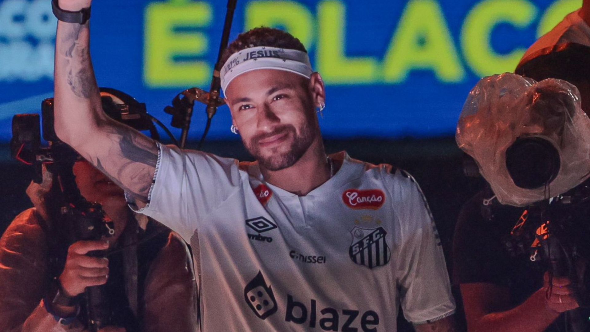 Ronaldo Fenômeno avalia retorno de Neymar ao Santos como “esperança”