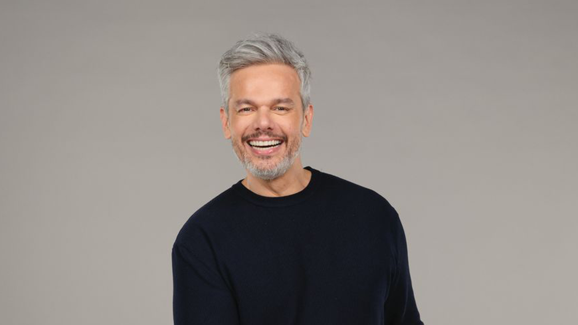 Otaviano Costa assume novo desafio na TV ao assinar com a Band