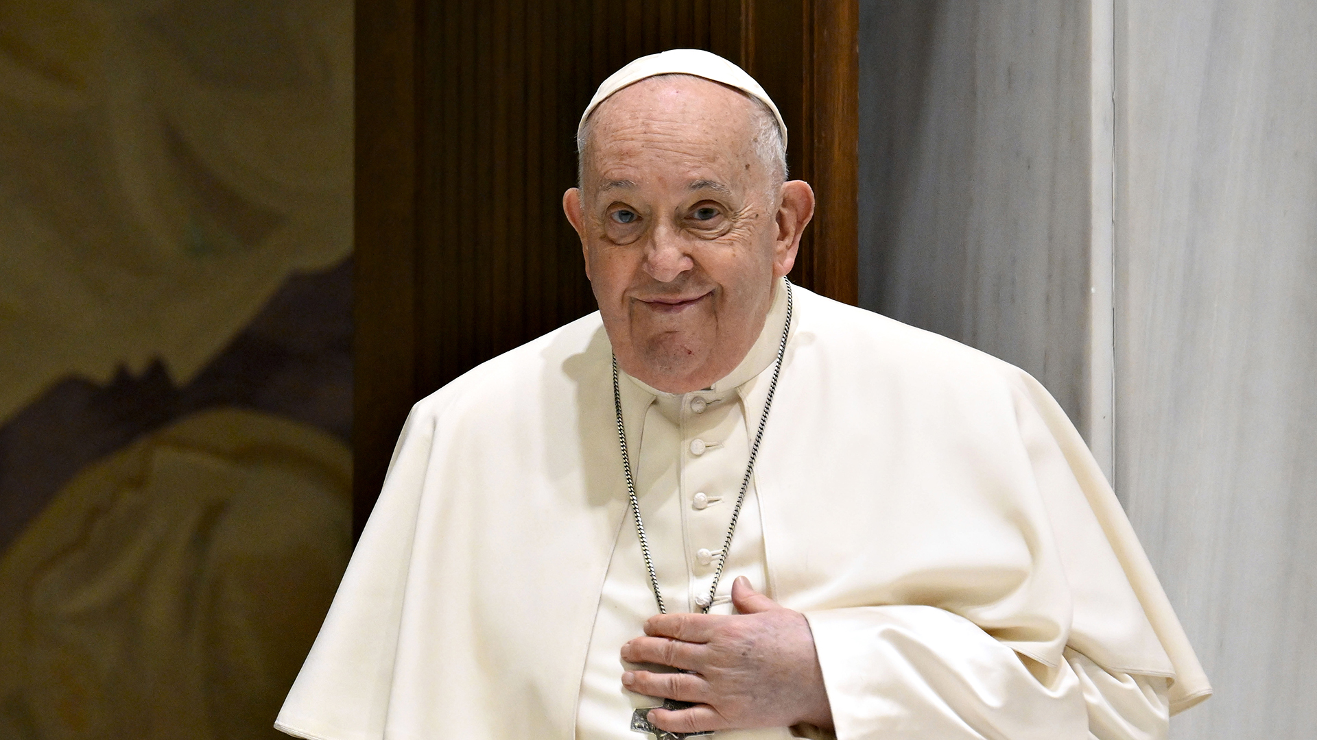 Morre Papa Francisco aos 88 anos: ‘Retornou à casa do Pai’