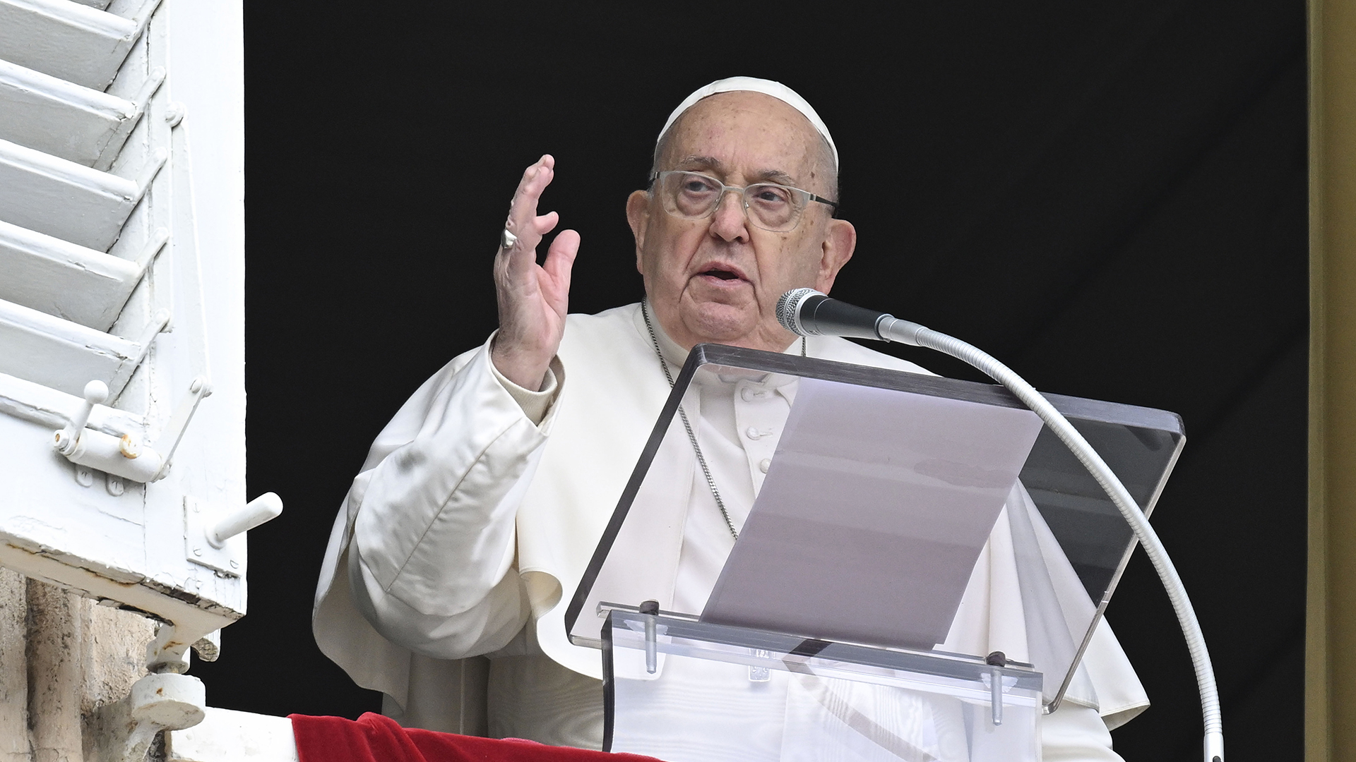 Médica explica doença que afetou o Papa Francisco: ‘Particularmente preocupante’