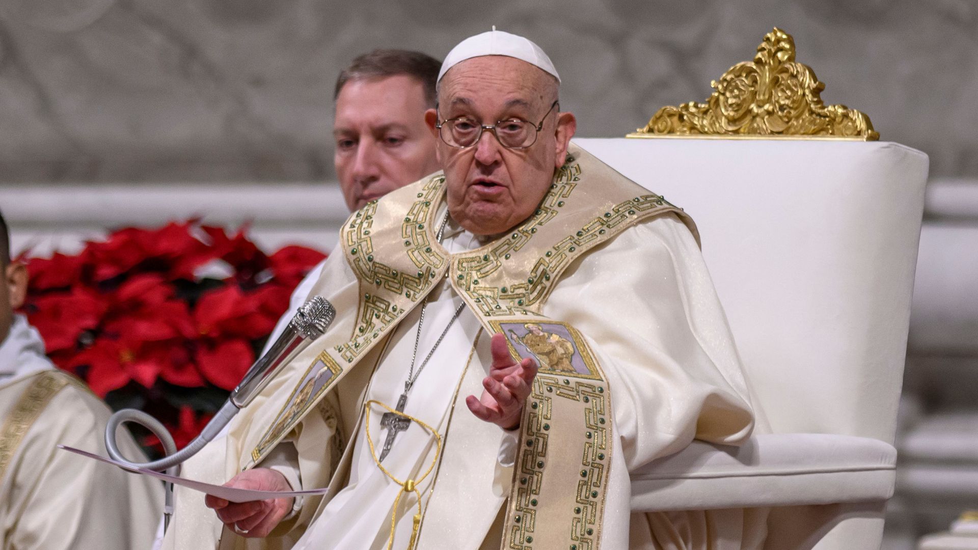 Primeira oração noturna pela saúde do Papa Francisco ocorre nesta segunda-feira