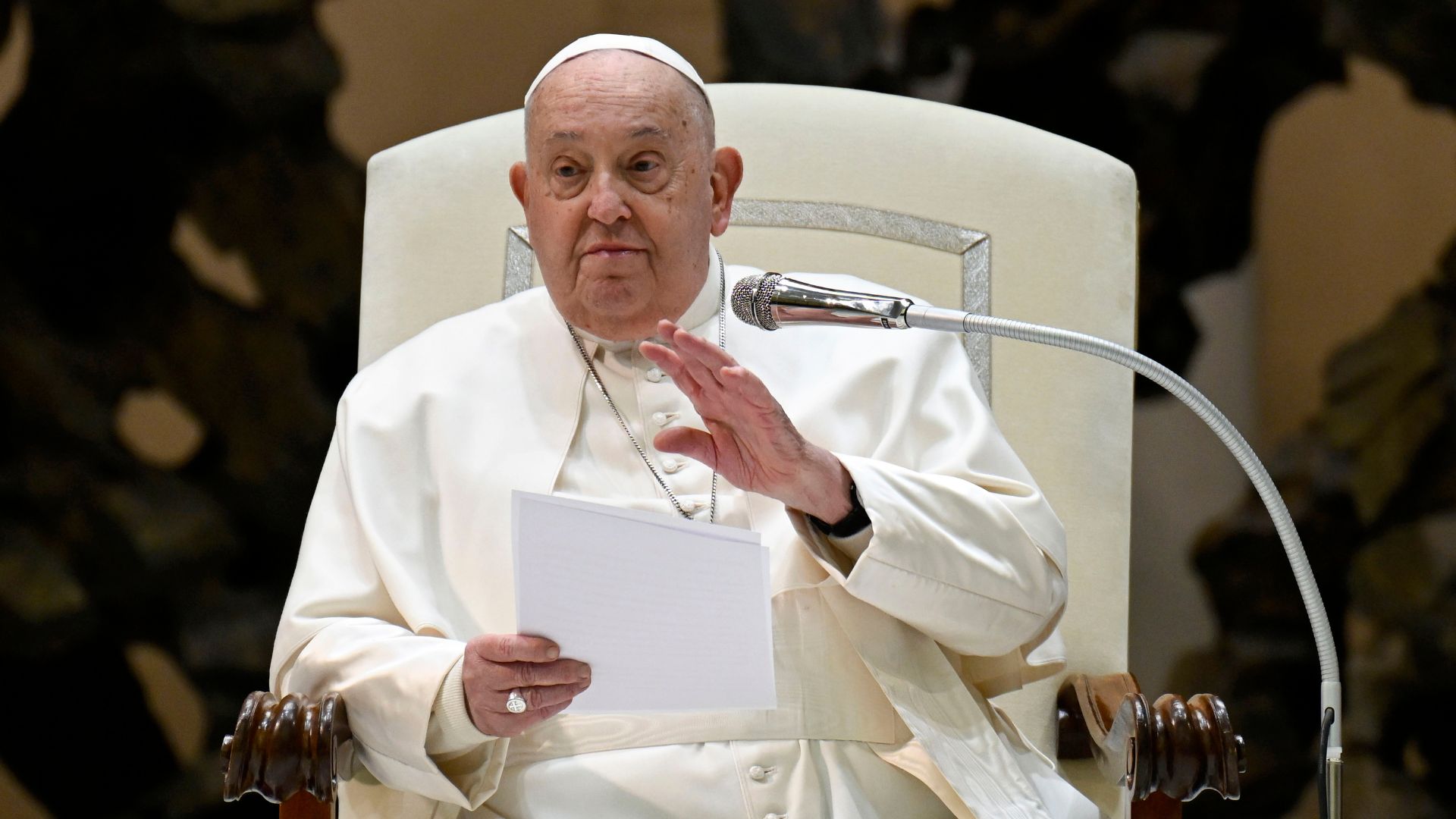 Papa Francisco está com medo sobre sua saúde e faz pedido aos assessores