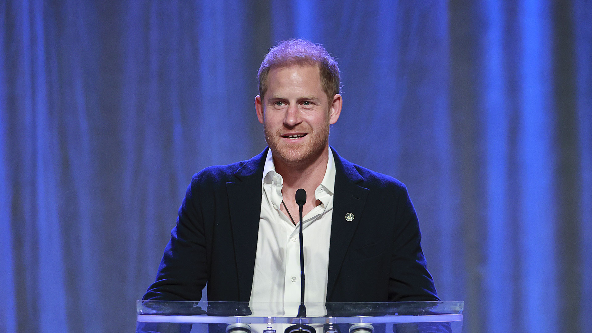 Príncipe Harry comemora pedido de casamento durante o Invictus Games