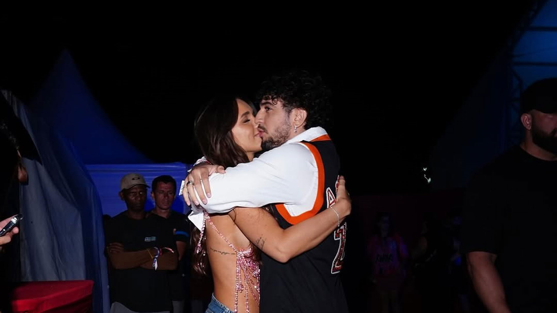 Rafa Kalimann posa agarradinha com Nattan: ‘Nosso jeitinho’