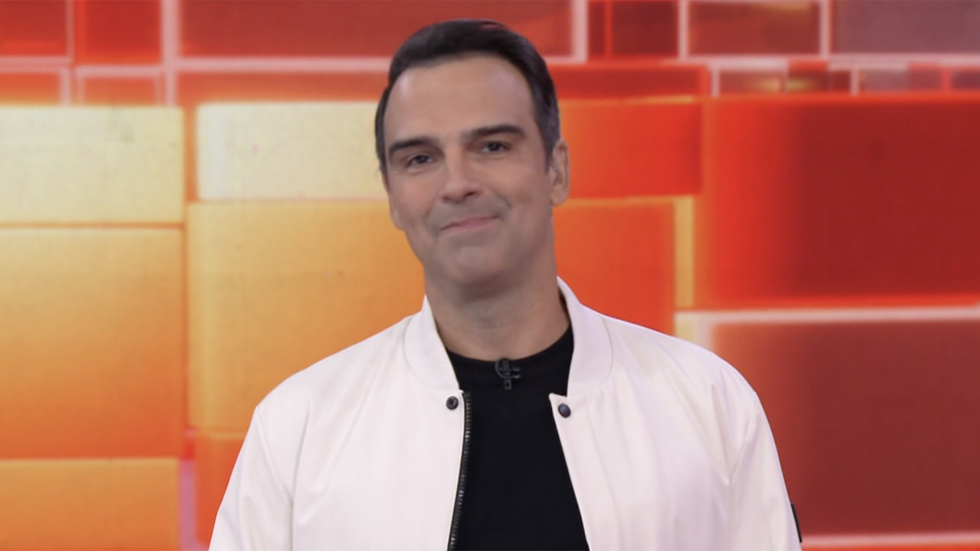 BBB 25: Tadeu Schmidt faz discurso com mensagem subliminar
