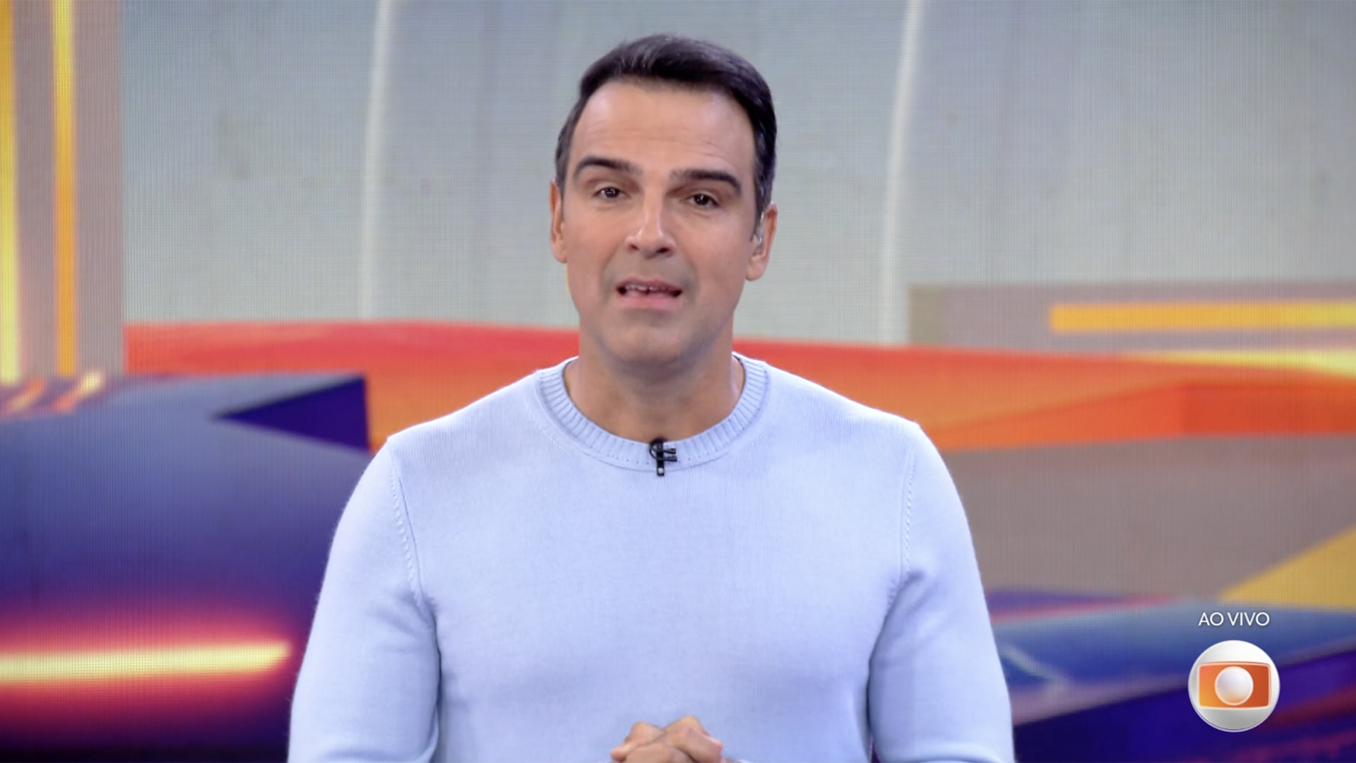 BBB 25: Tadeu Schmidt puxa a orelha dos brothers: ‘Fugir do comprometimento’
