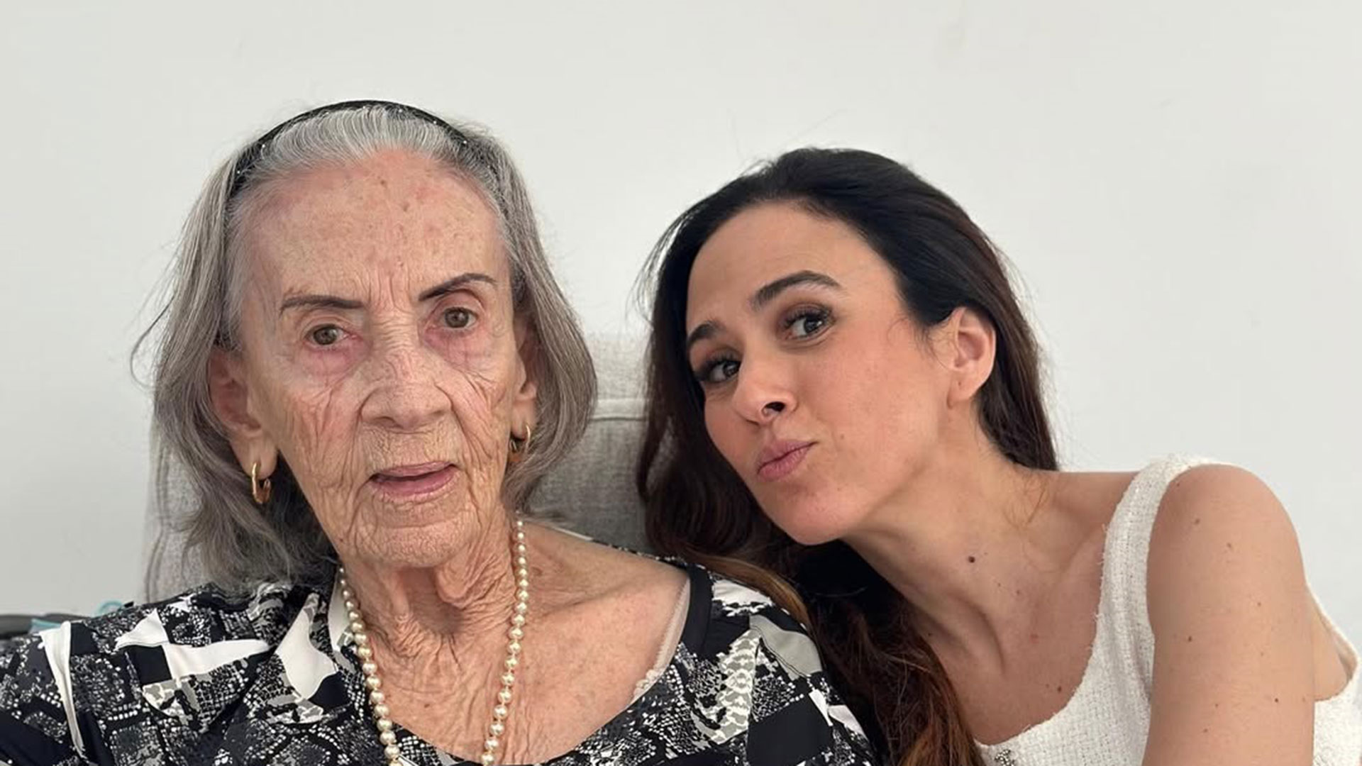 Tata Werneck comenta sobre morte da avó: ‘Angustiada’