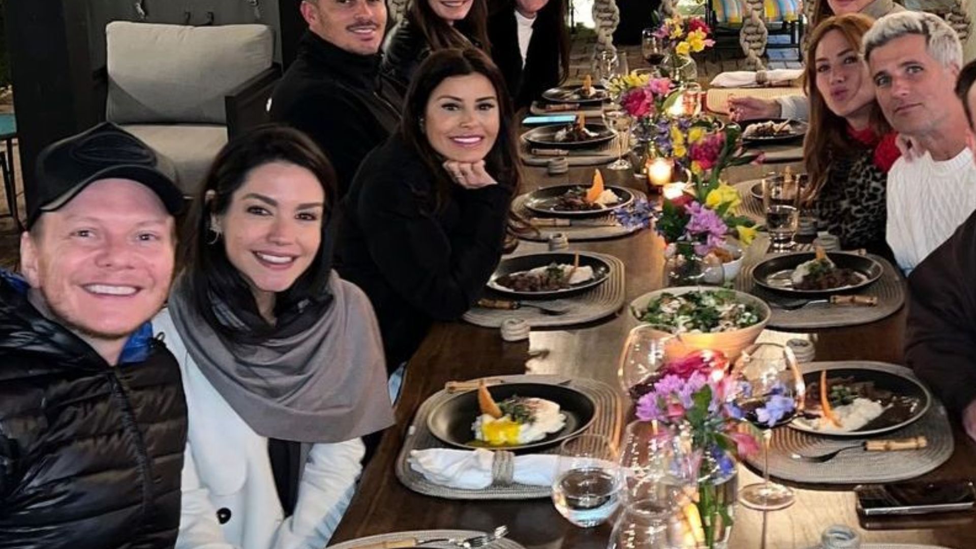 Thais Fersoza exibe encontro especial com Gio Ewbank e Bruno Gagliasso