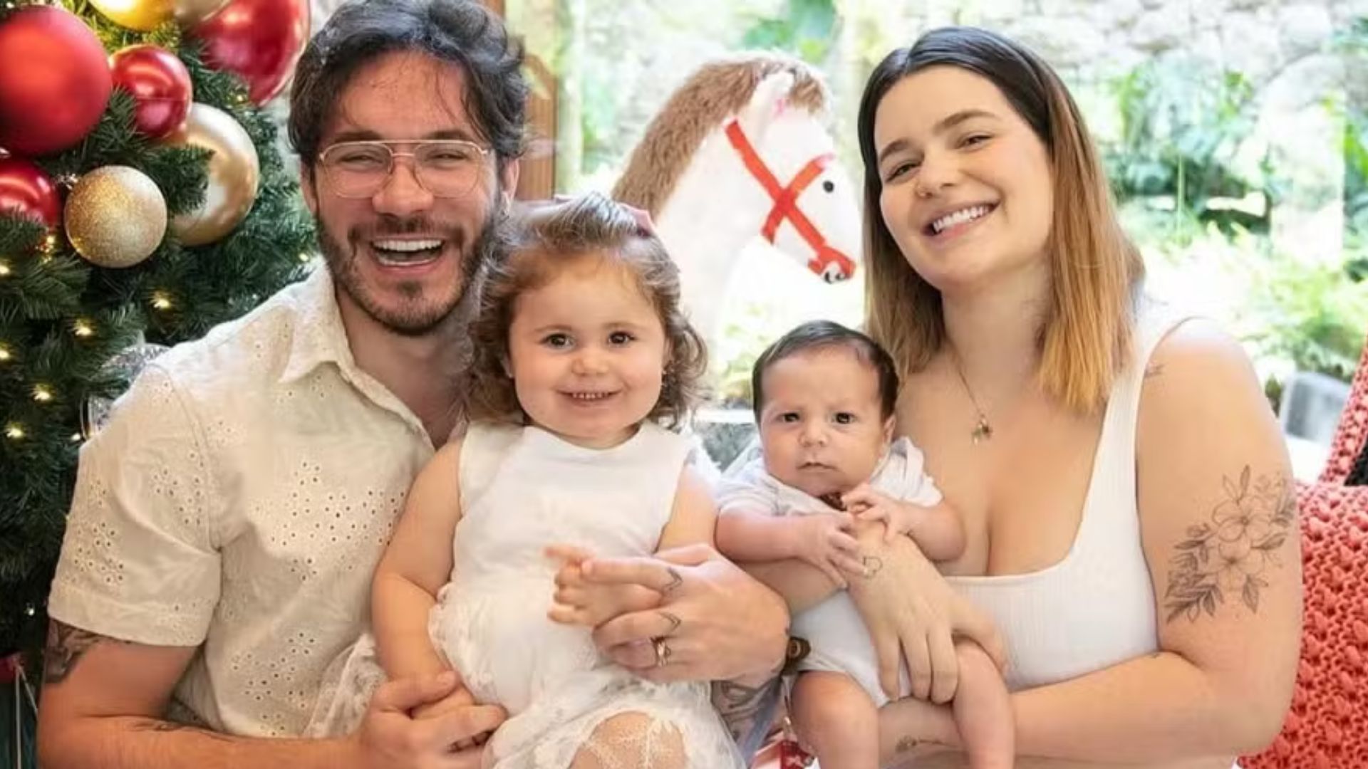 Eliezer alfineta haters sobre ficar com Viih Tube por interesse: “Golpe da barriga”