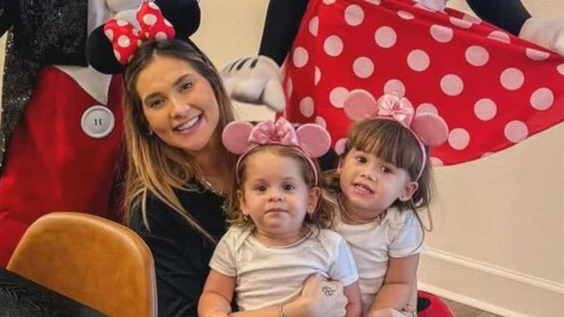 Filhas de Virginia surgem com look ‘cowgirl’ para aula de hipismo e encanta os fãs