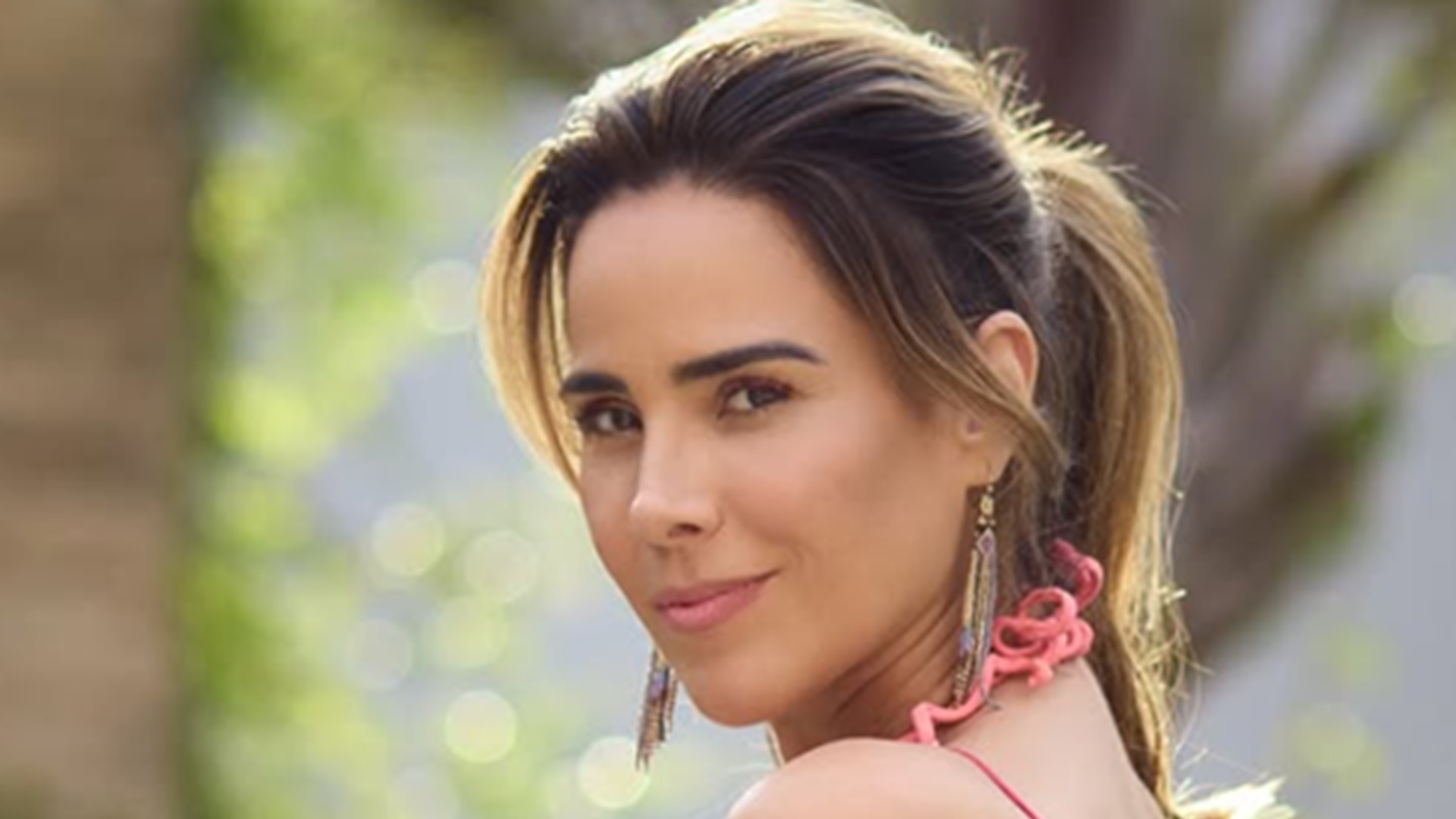 Wanessa Camargo confessa sobre relação com as redes sociais: ‘Não fico’