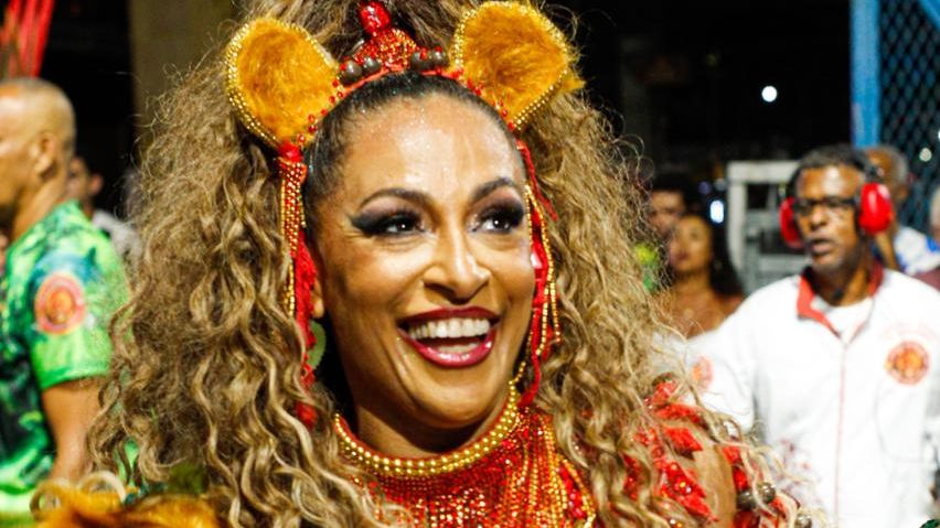 Alessandra Mattos revela sonho e reflete sobre trajetória no Carnaval: ‘Construí a minha história’