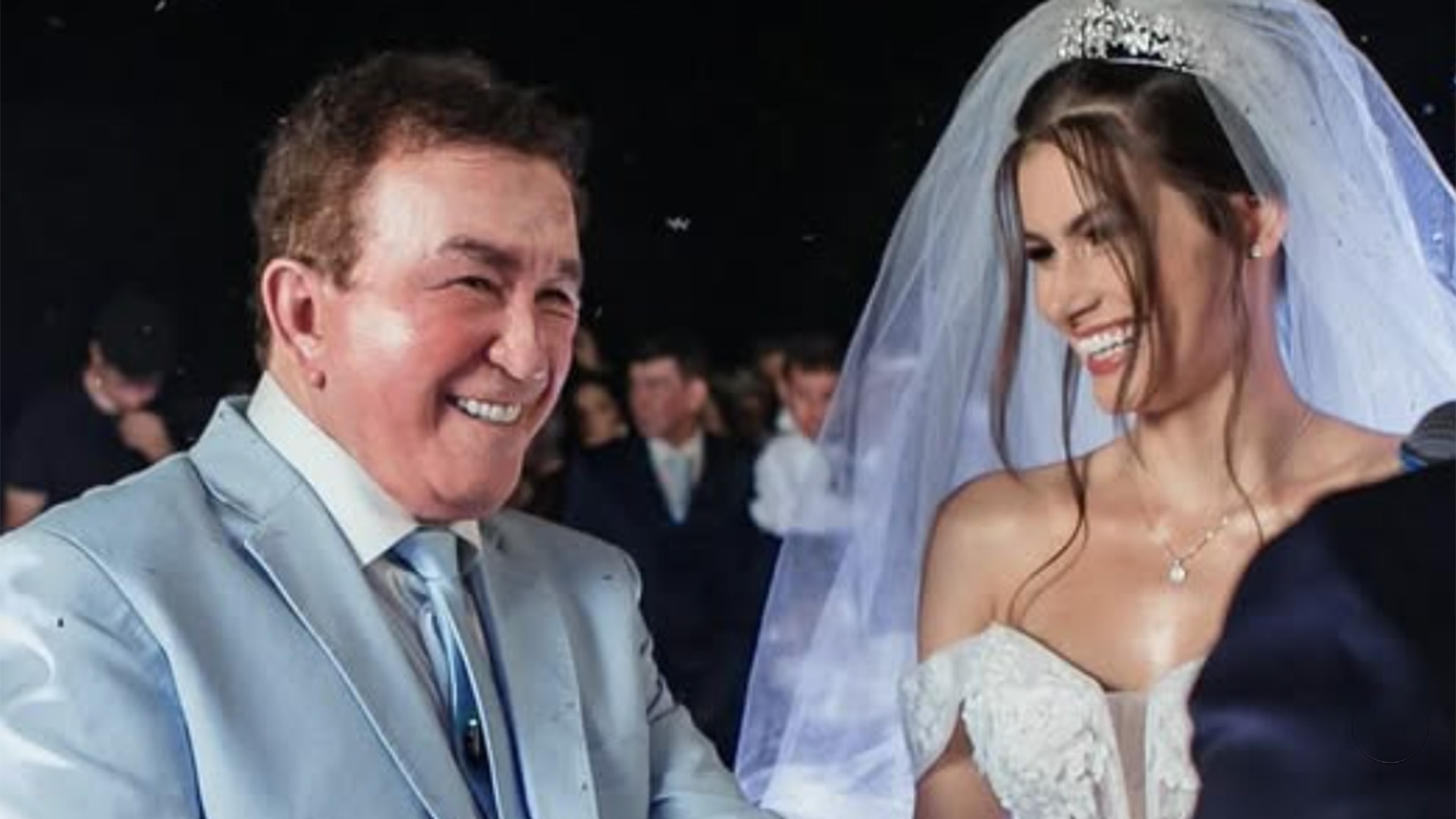 VÍDEO: Convidadas brigam por buquê no casamento de Amado Batista