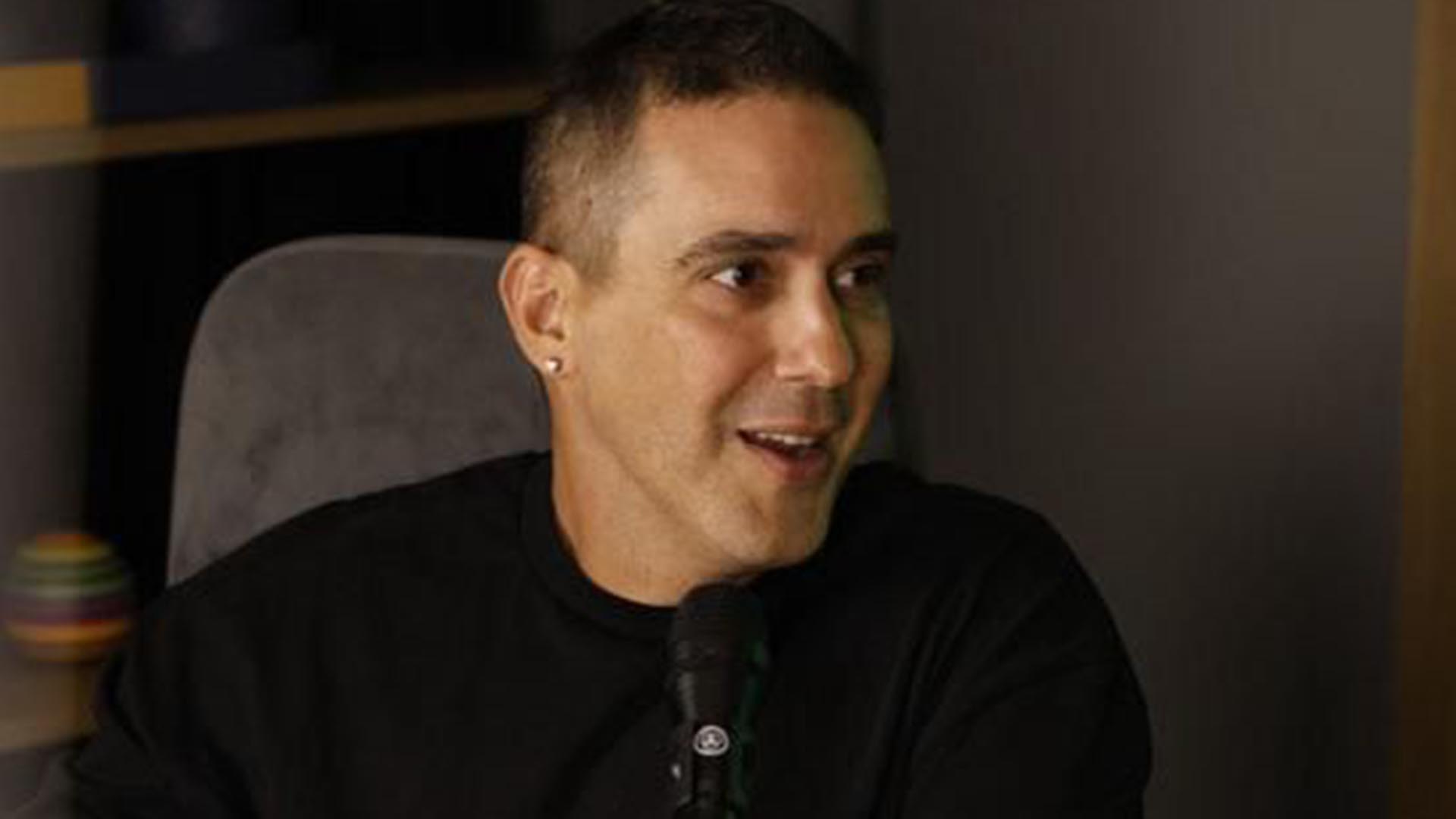 André Marques revela se aceitaria convite de Boninho para ir para o SBT