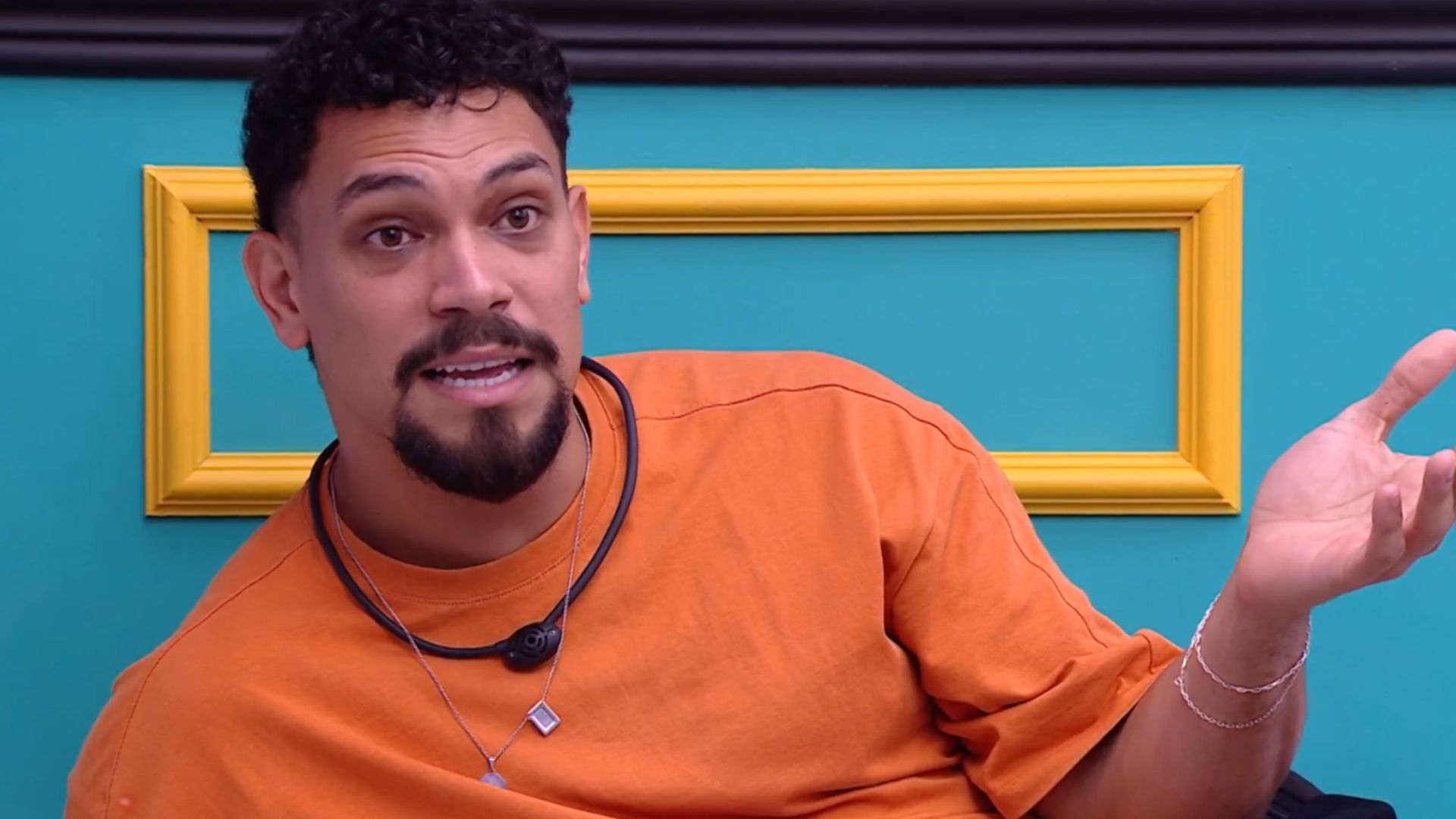 BBB 25: Vinicius se choca com acusação de sister: ‘Sempre tive respeito’