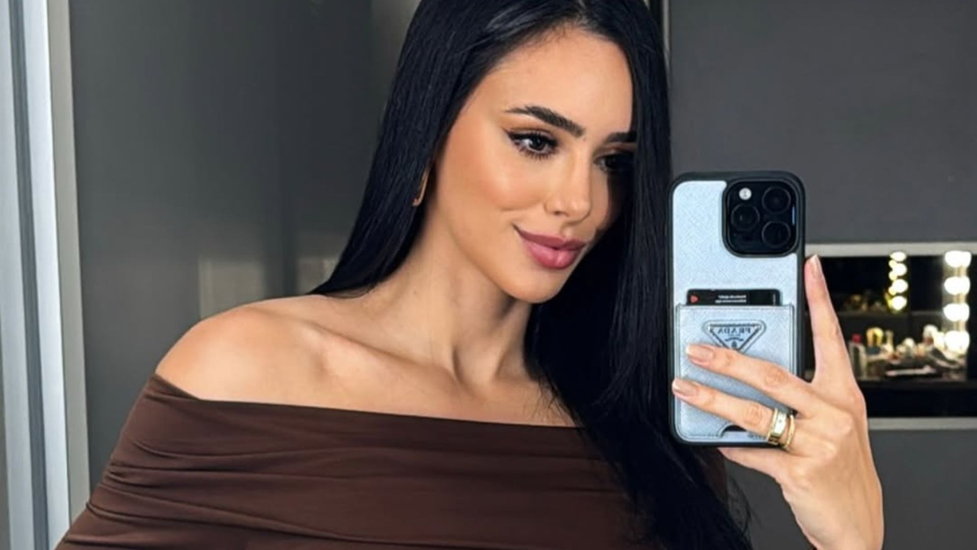 Está crescendo! Bruna Biancardi encanta ao mostrar barriga de grávida