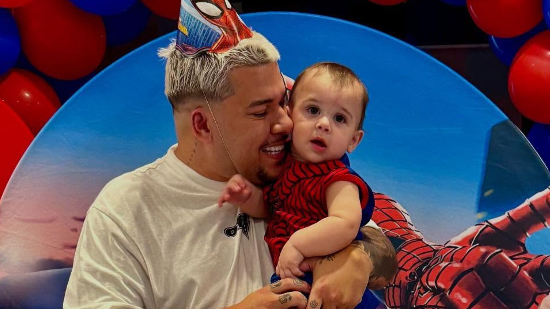 DJ Buarque comemora 9 meses do filho com festinha temática: ‘Eu e você’