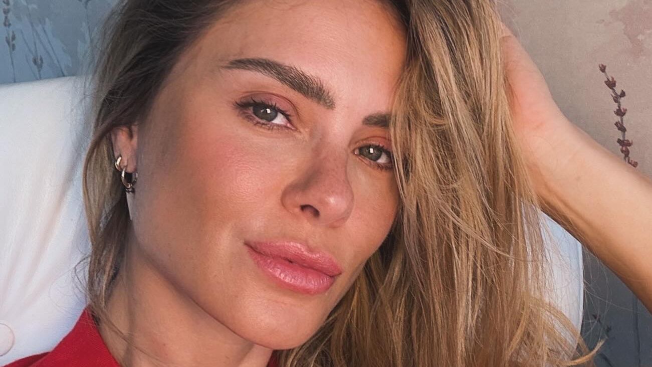 Médico explica cirurgia de explante de Carolina Dieckmann: ‘Tem ganhado destaque’