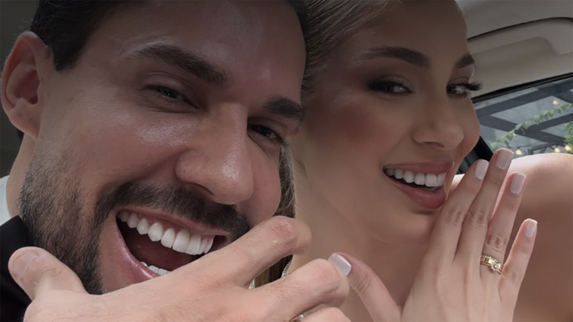 Ex-BBB Bil Araújo se casa com Adriana Yanca em cerimônia religiosa