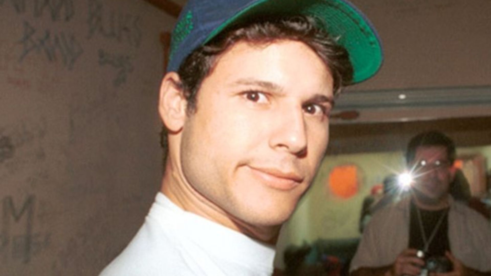 Irmã de Dinho, do Mamonas Assassinas, homenageia o cantor: ‘Juntos no coração’