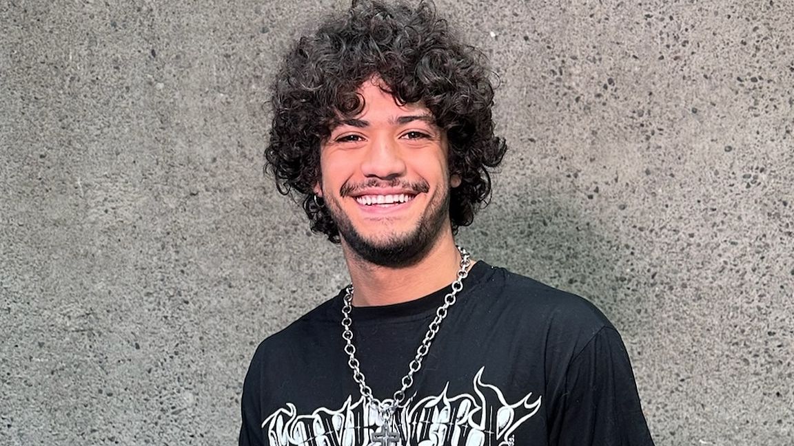 Gabriel Santana abre o jogo sobre período solteiro: ‘Não sou uma pessoa carente’