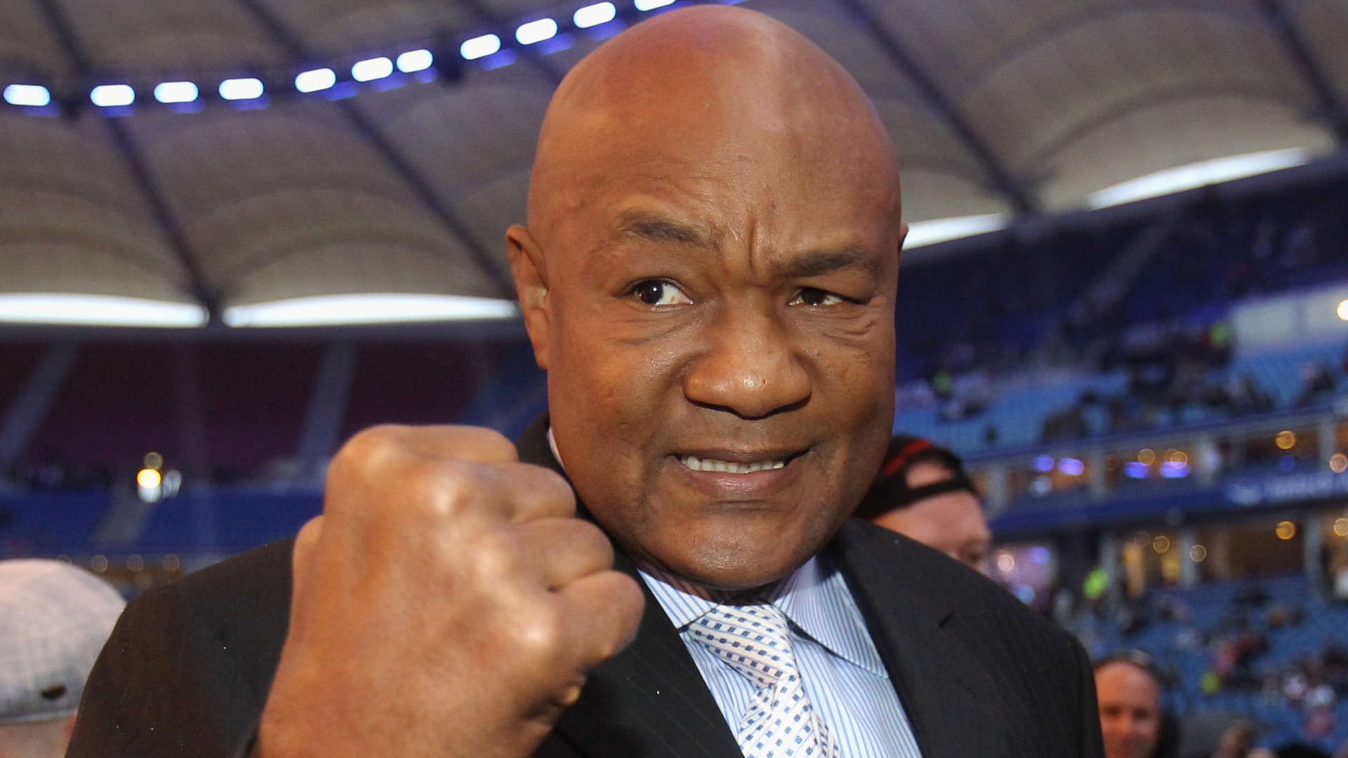 George Foreman, lenda do boxe, morre aos 76 anos
