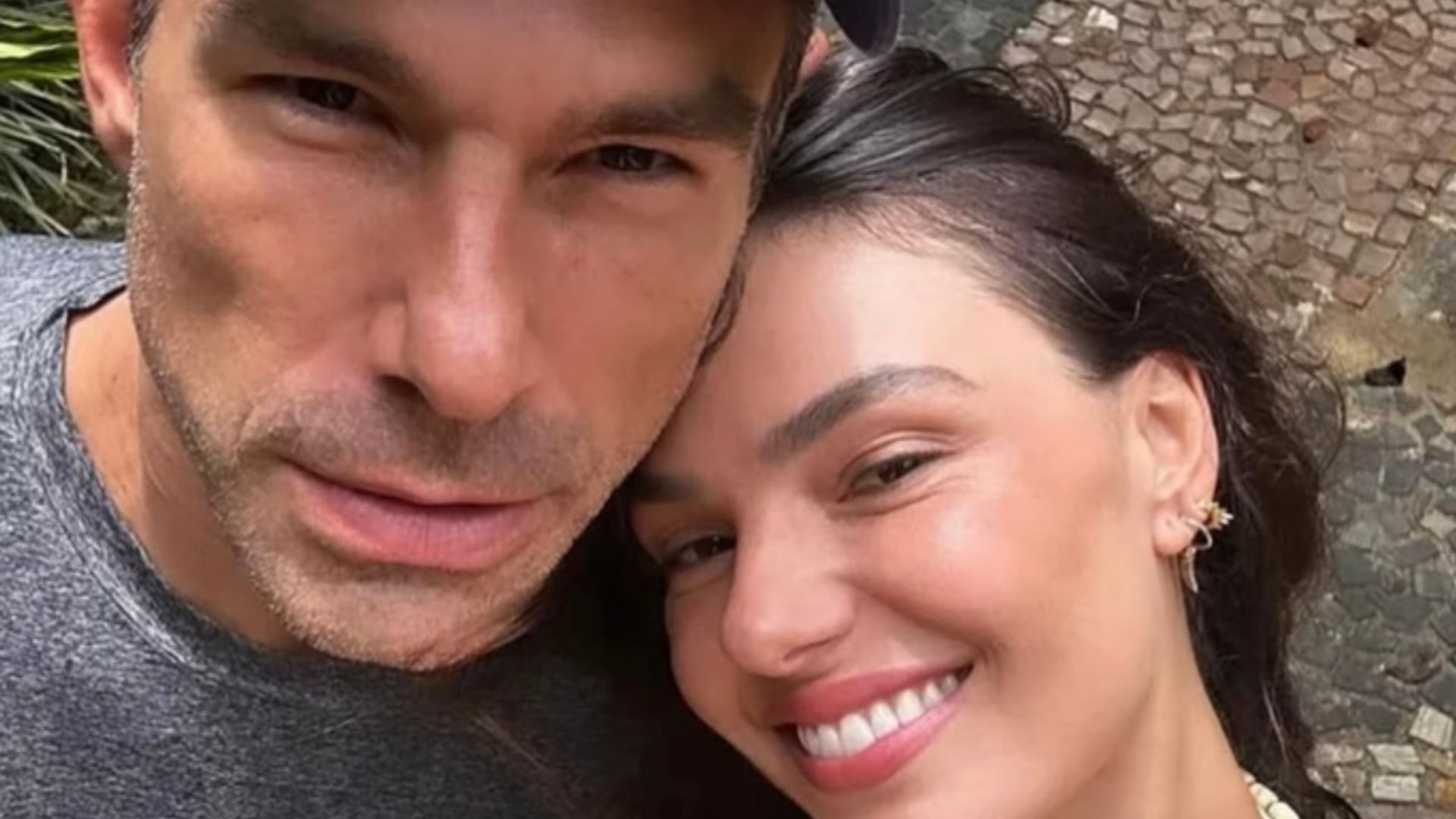 Sinal de celular será bloqueado durante casamento de Isis Valverde e Marcus Buaiz