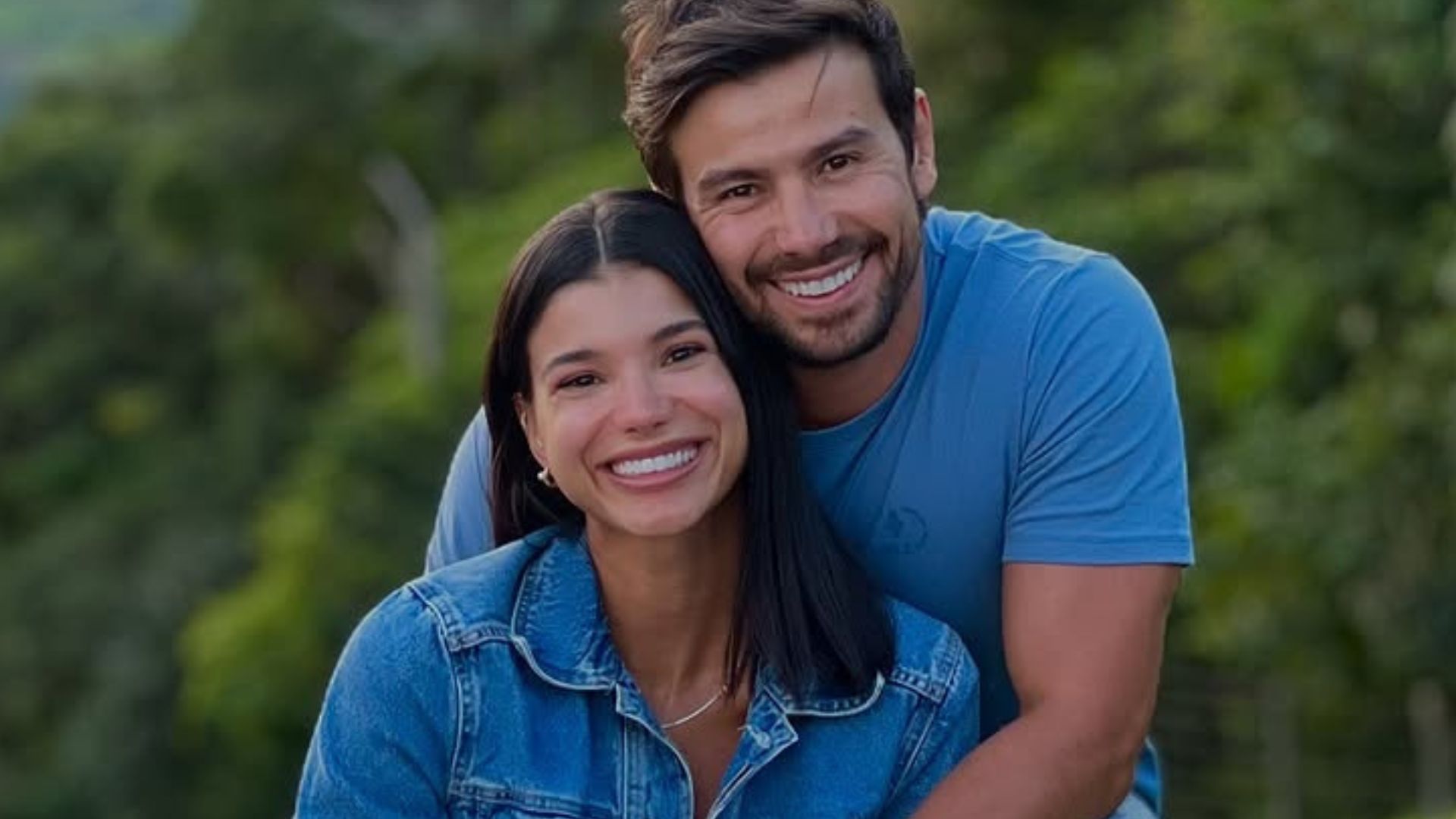Vem bebê aí? Jakelyne Oliveira comenta planos de aumentar a família com Mariano
