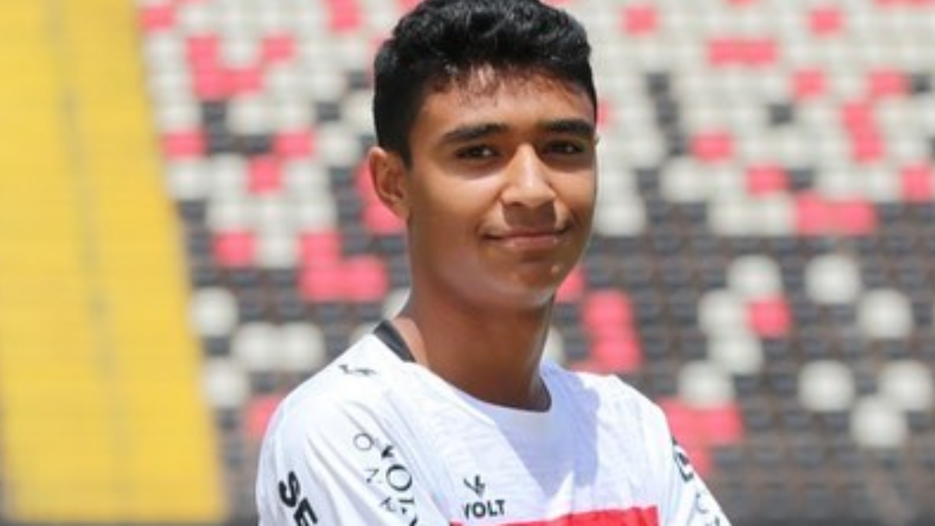 Pedro Severino, jogador do Bragantino, passa por traqueostomia