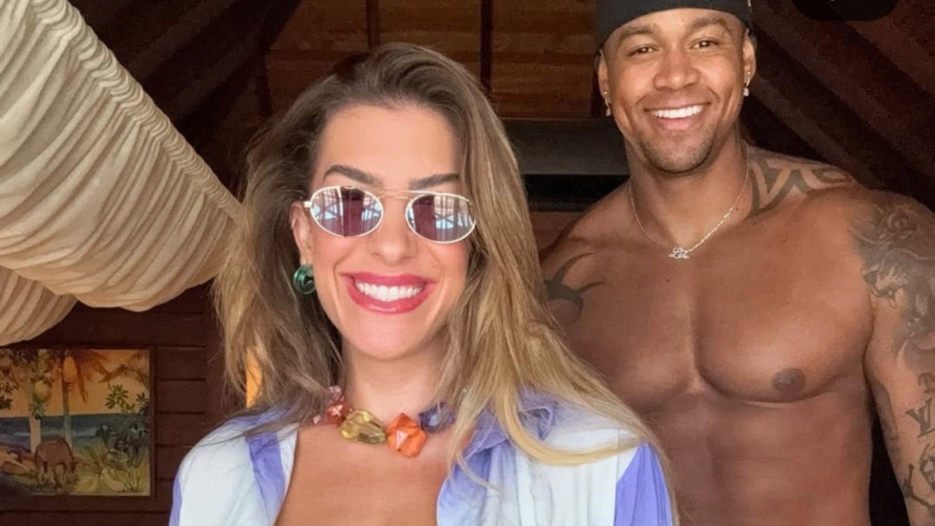 Lore Improta e Léo Santana impressionam com físico durante viagem com a filha
