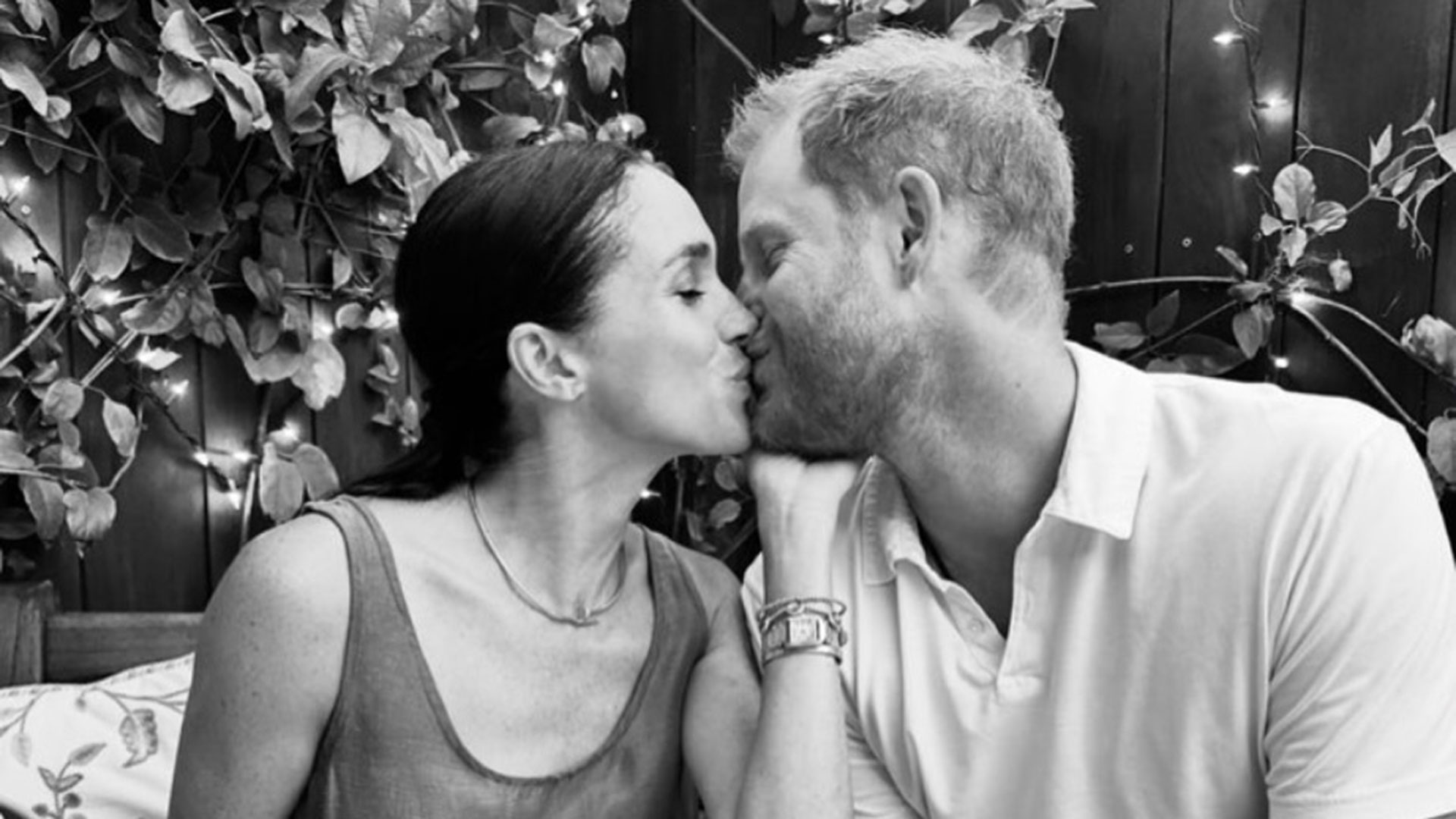 Meghan Markle desmente crise no casamento com Príncipe Harry