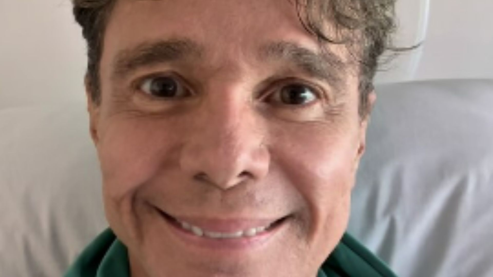 Aos 58 anos, cantor Netinho é diagnosticado com câncer no sistema linfático