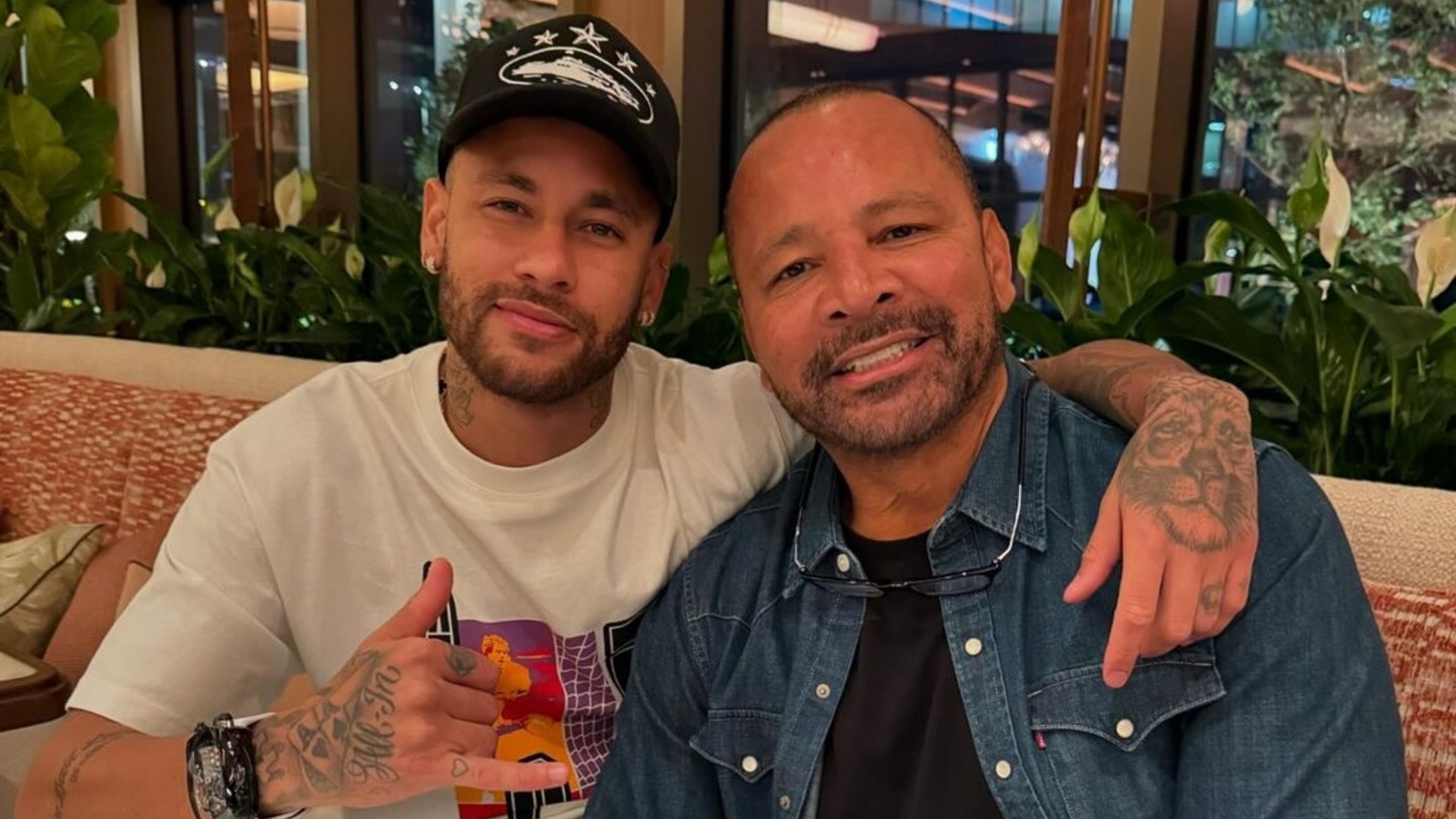 Indireta? Pai de Neymar Jr faz post enigmático sobre lutar pelo amor