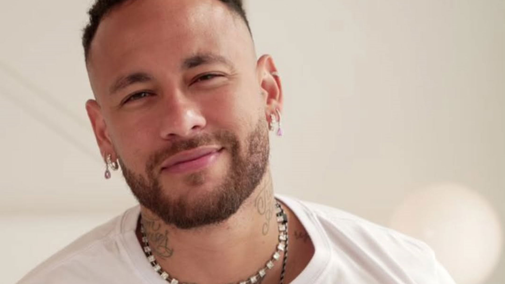 Neymar rebate críticas após ficar fora de jogo do Santos
