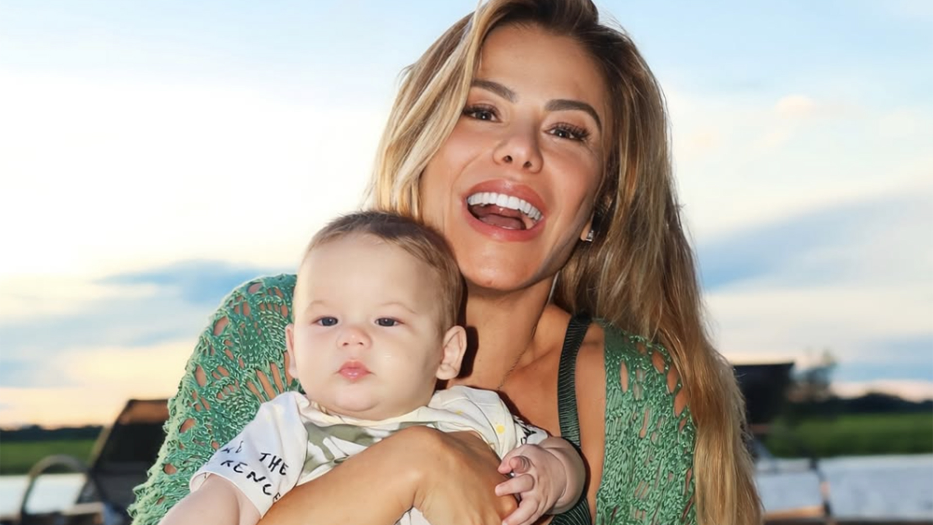 Poliana Rocha escreve recado para a babá do neto José Leonardo: ‘Gratidão’