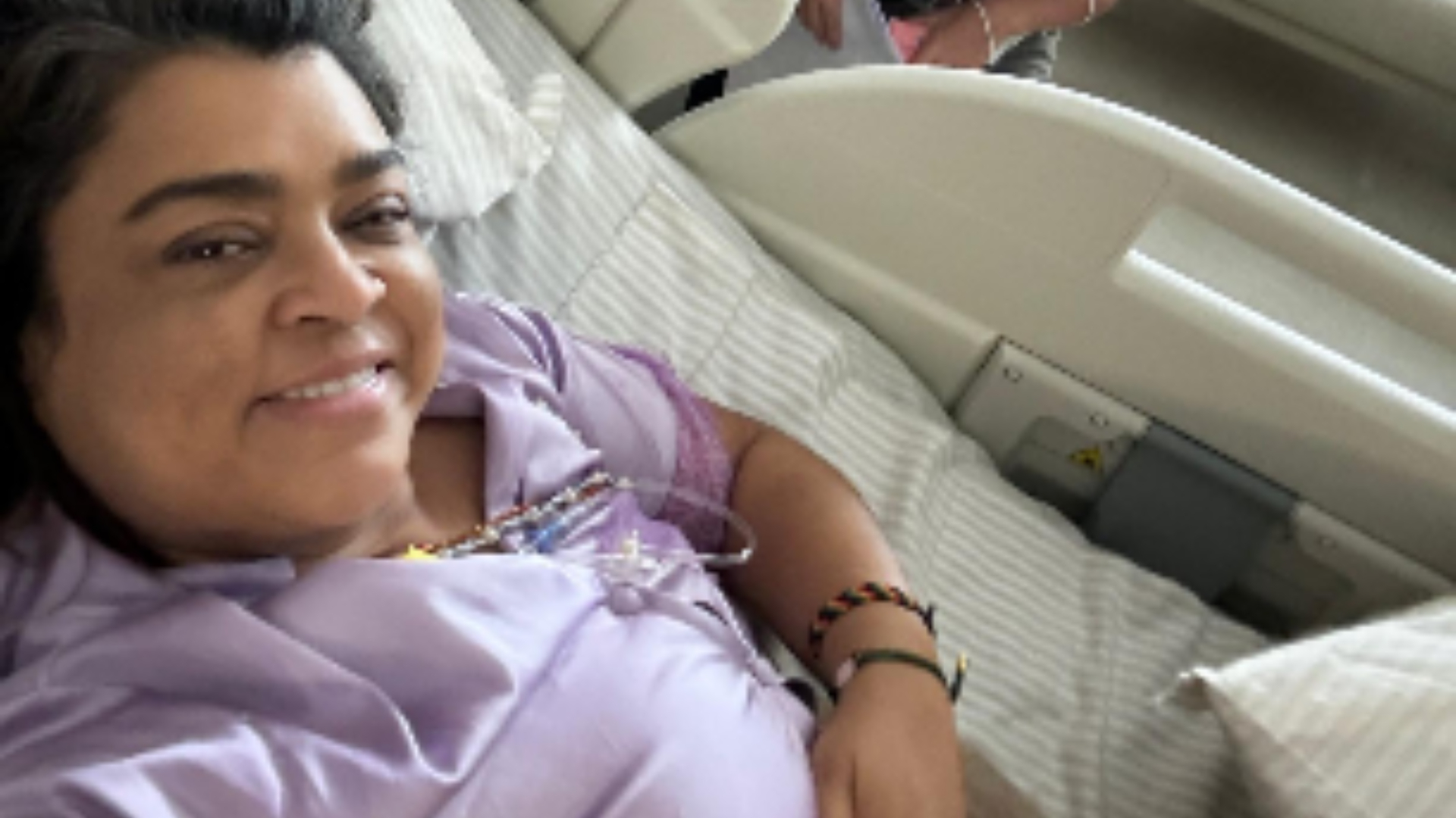 Internação de Preta Gil: Médico esclarece por que cantora continuou no hospital após alta da UTI
