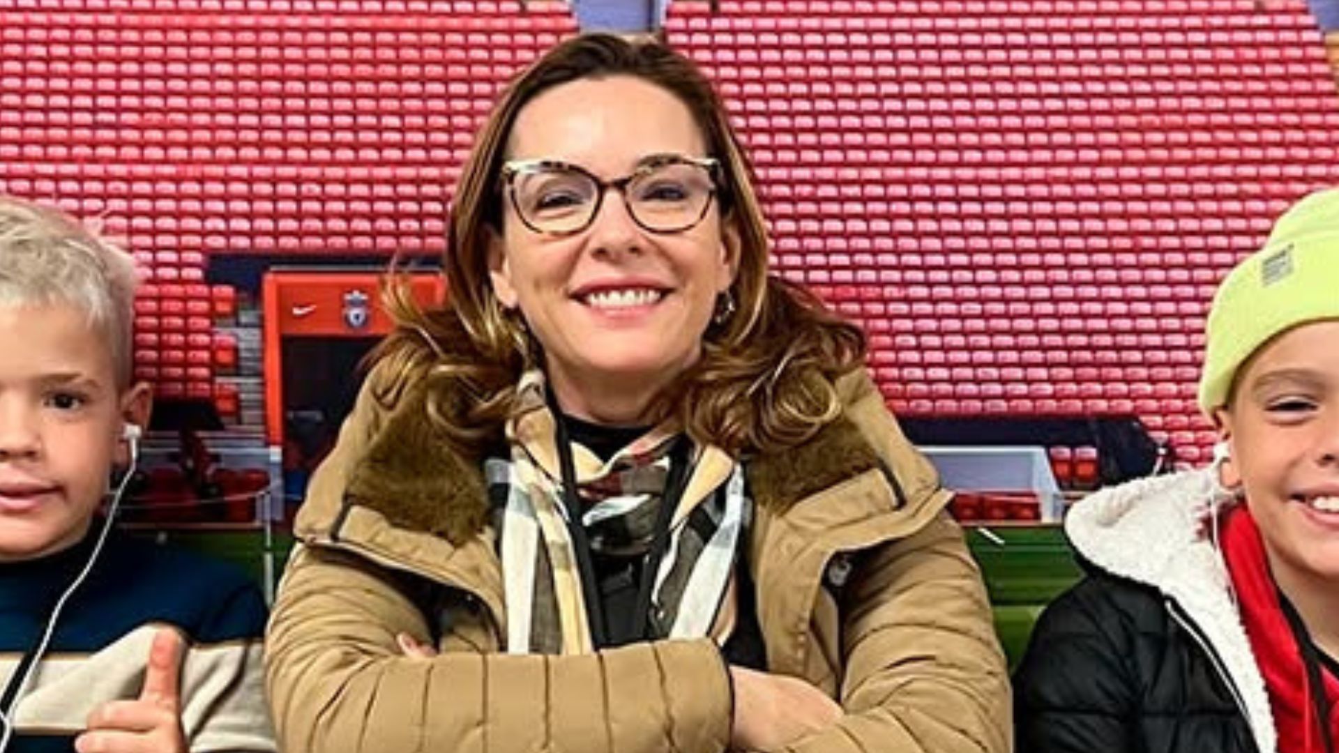 Regiane Alves se derrete ao realizar sonho dos filhos: ‘Vale qualquer esforço’