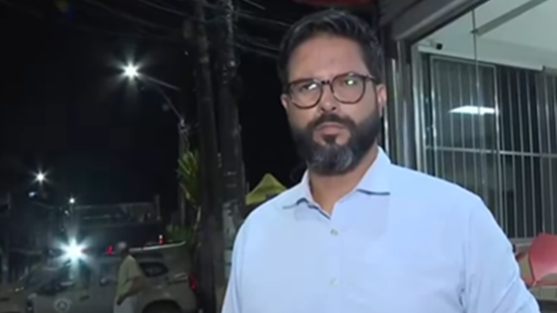 Repórter vive terror durante tiroteio ao vivo na Globo e se esconde em padaria; vídeo