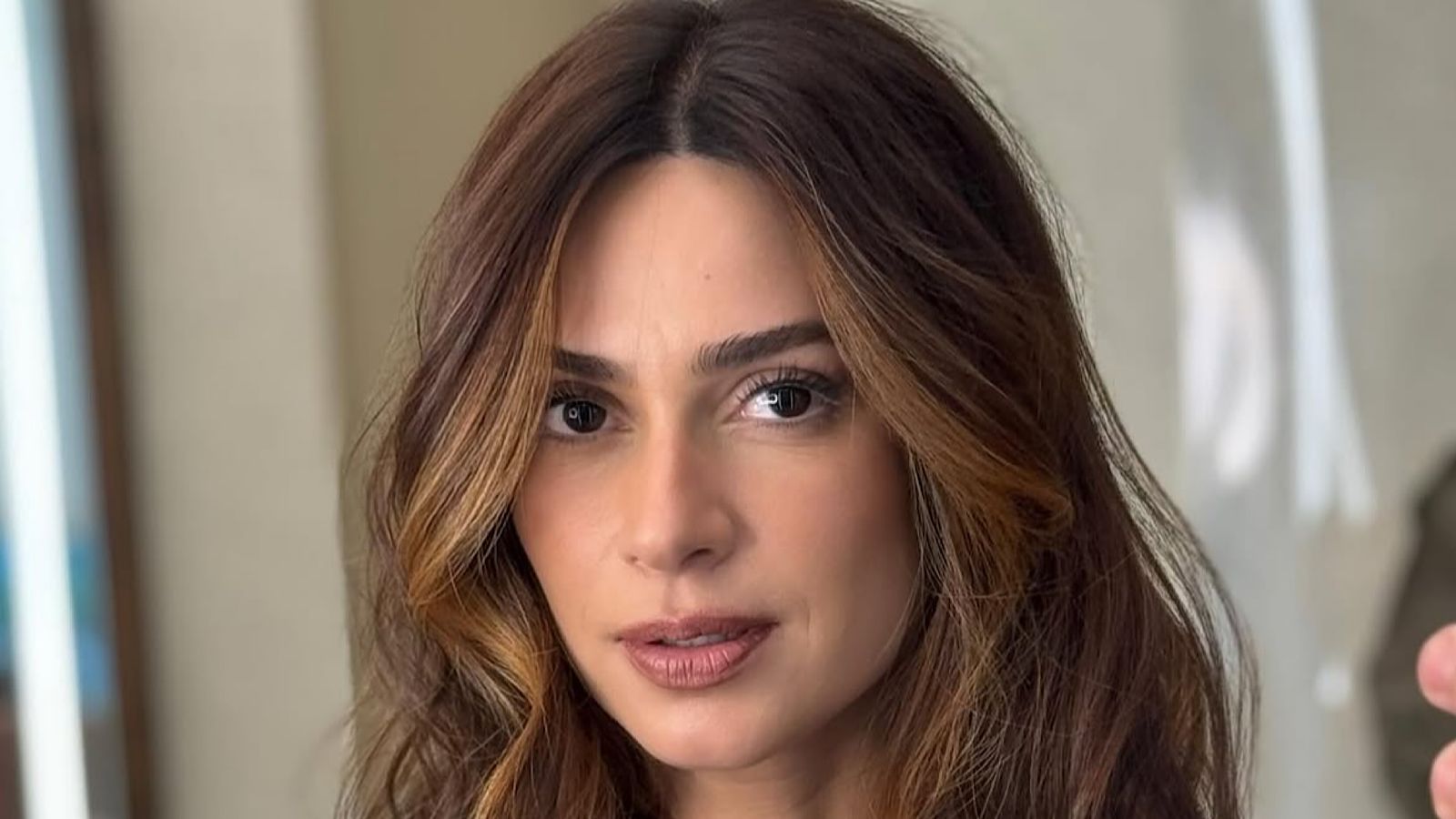 Thaila Ayala desabafa sobre sintoma e médica explica: ‘Para cuidar, é preciso estar bem’