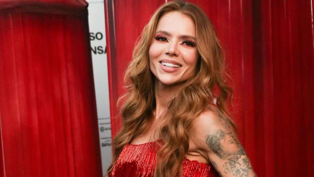 Esposa de Ferrugem, Thaís Vasconcellos entrega expectativa para desfile no Rio: ‘Empolgada’