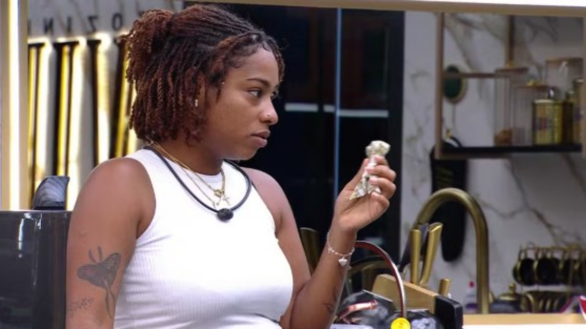 BBB 25: Sisters reagem após Thamiris falar sobre beijo em João Gabriel