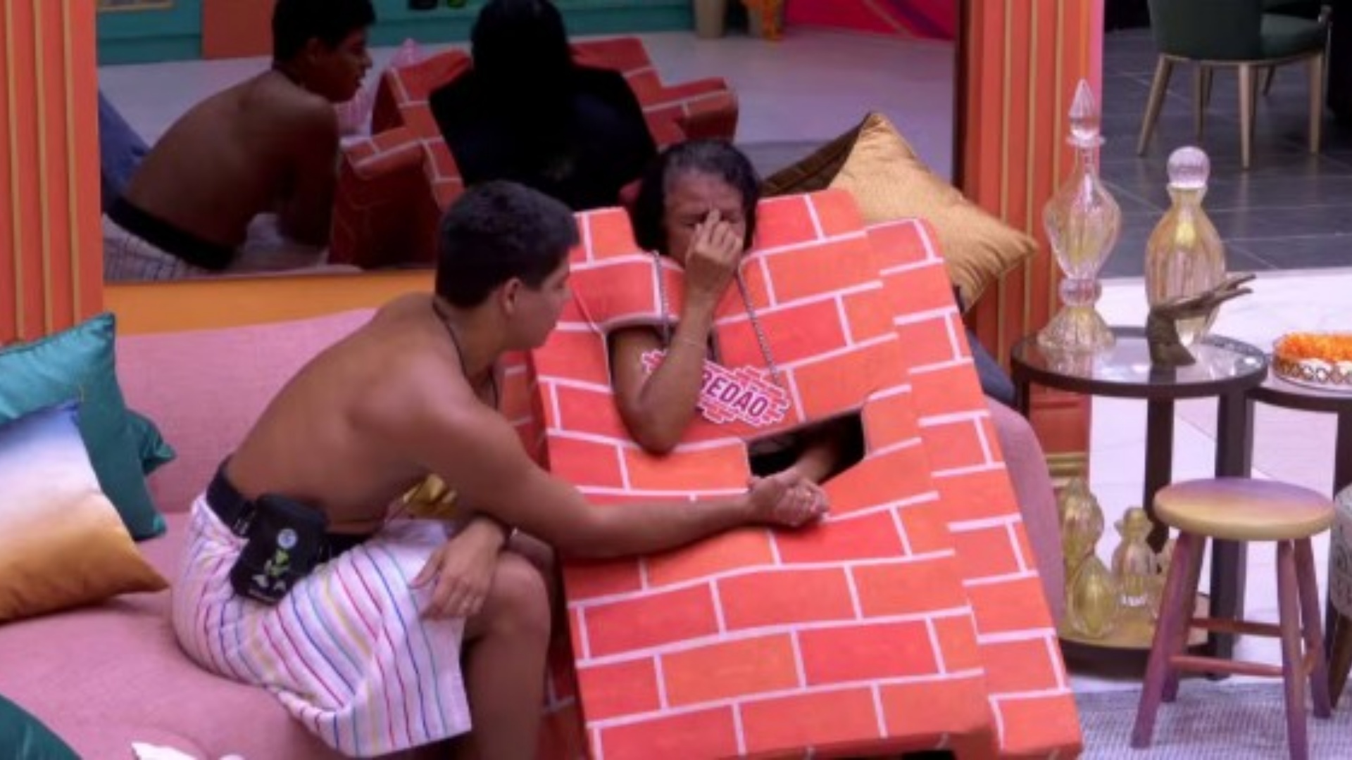 BBB 25: Vilma recebe apoio de Guilherme após crise de choro: ‘É resposta’