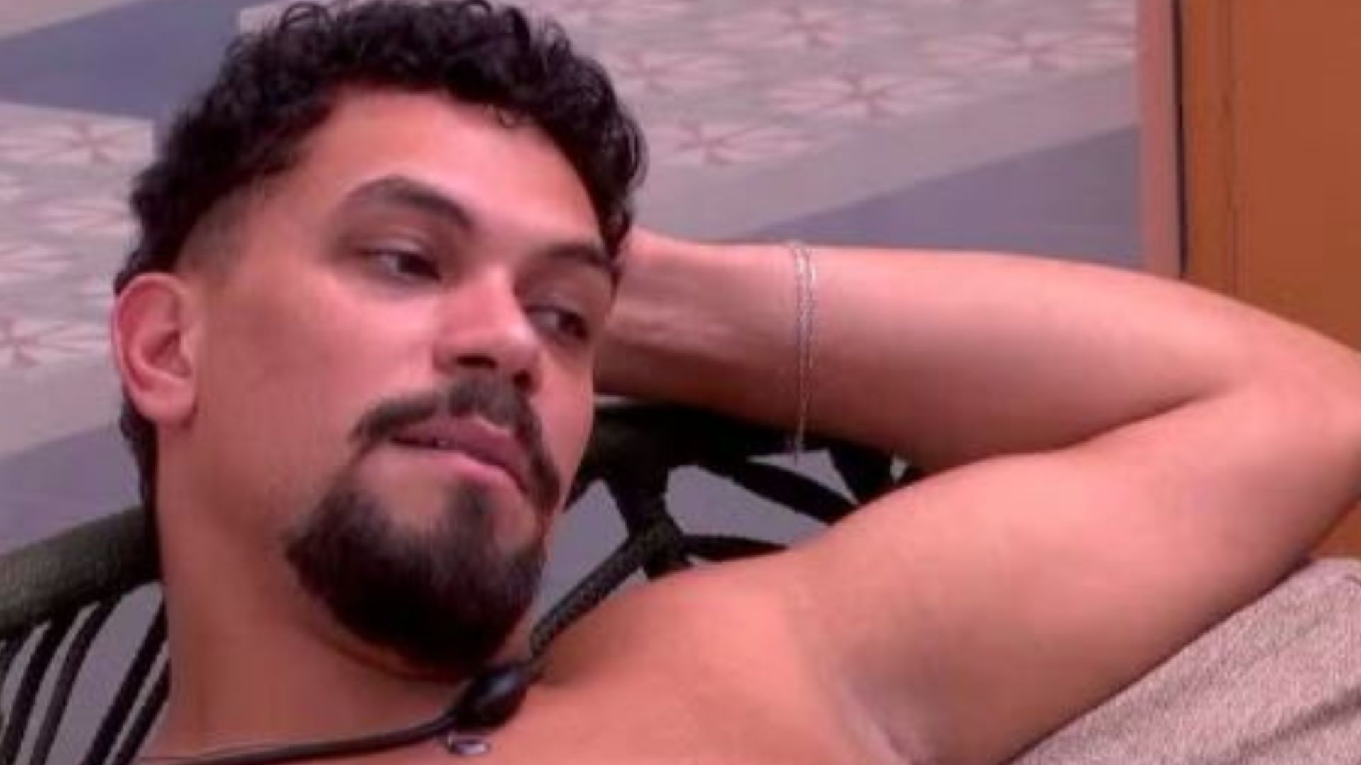 BBB 25: Vinícius surpreende ao relevar conversa com sister: ‘Lá fora’