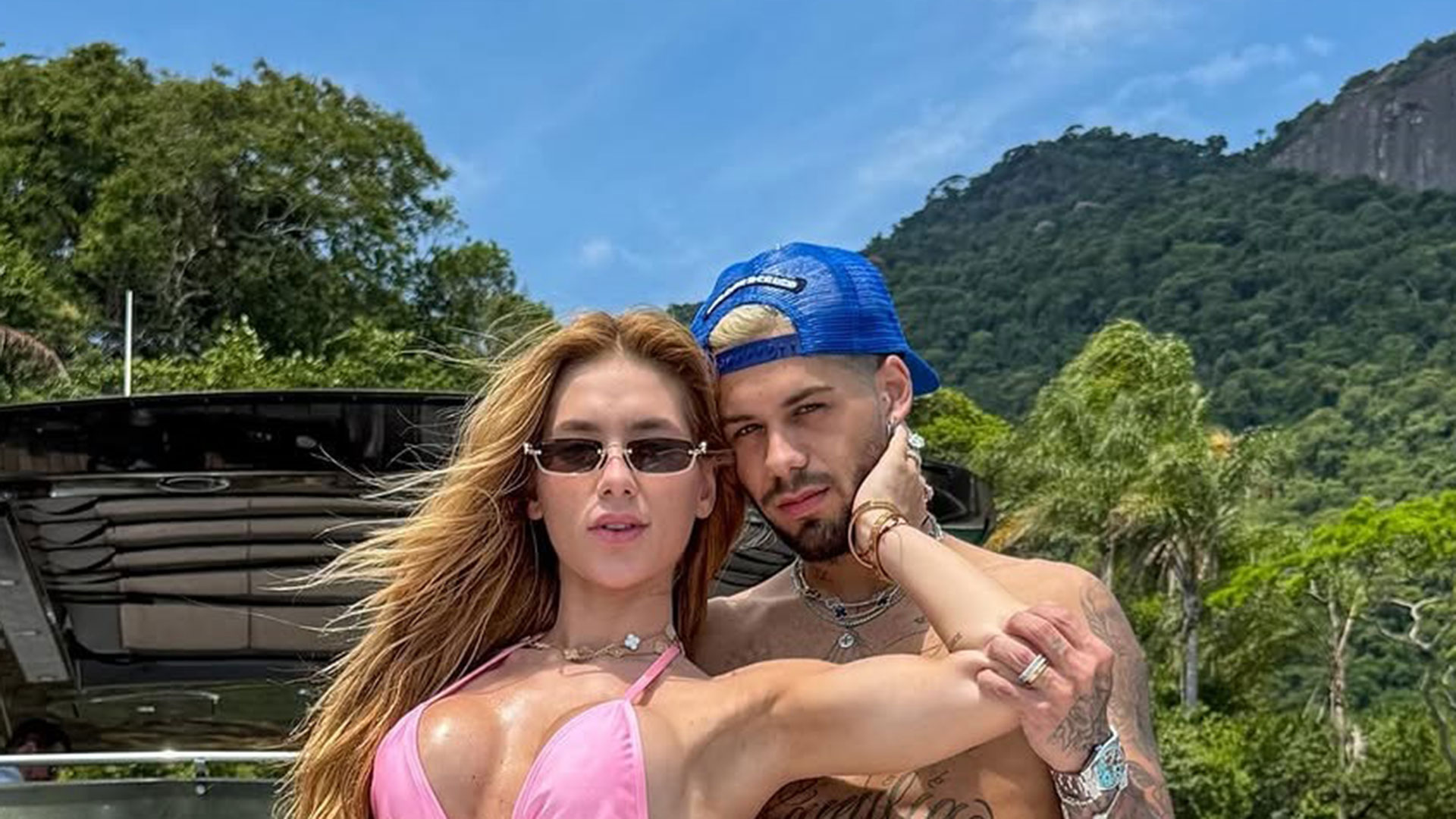 Virginia Fonseca mostra fotos de passeio de barco e exibe barriga sarada