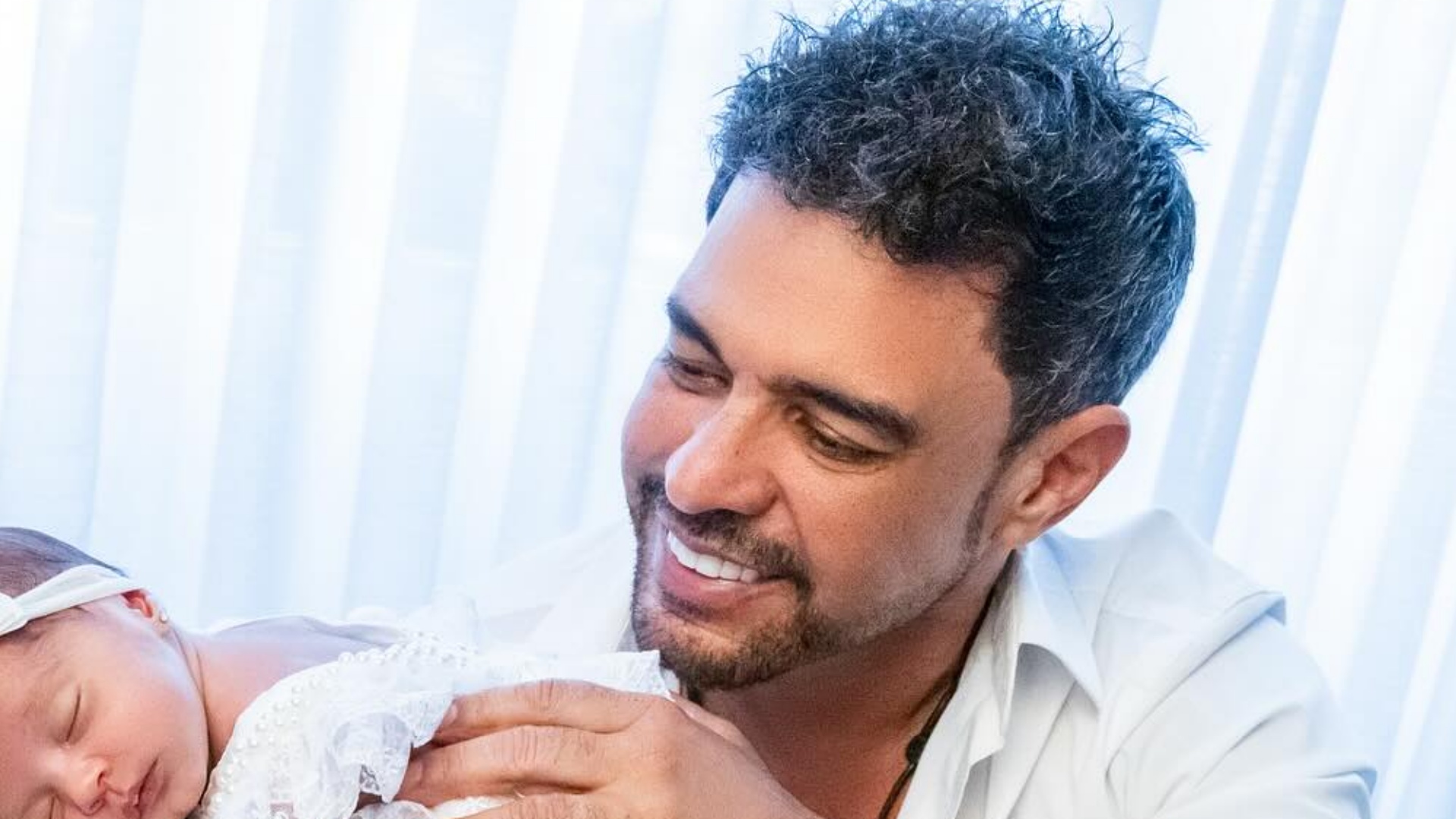 Zezé Di Camargo se derrete em novos cliques com a filha: ‘Minha renovação’