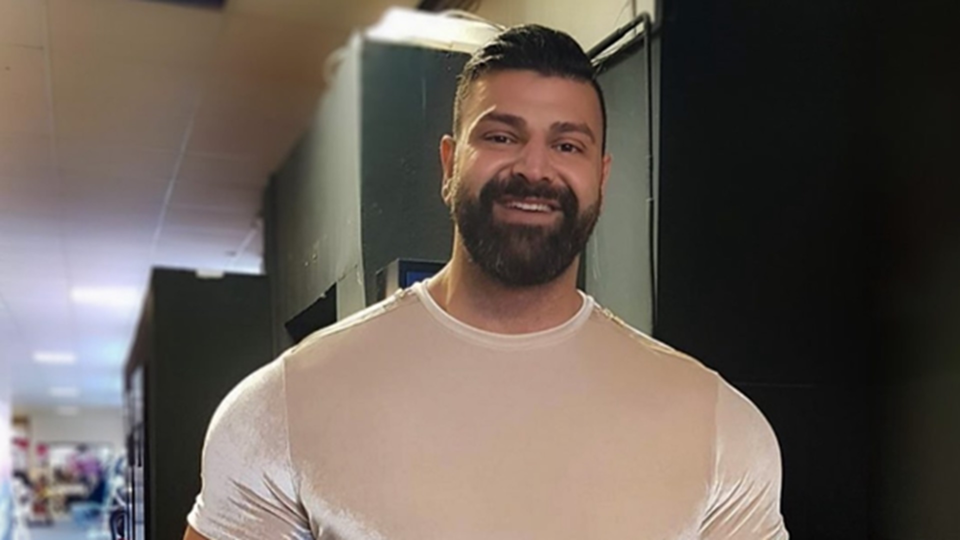 Fisiculturista e ator de série da Netflix morre aos 44 anos