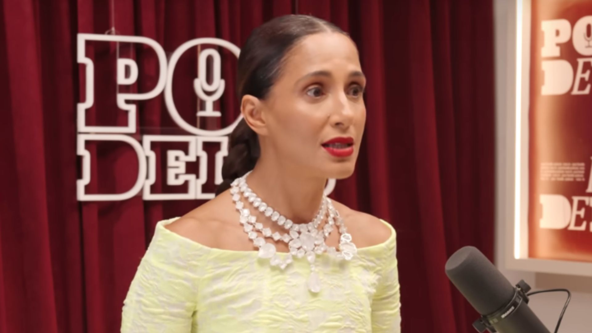 Aos 47 anos, Camila Pitanga afirma nunca ter feito botox: “Cuidar de dentro pra fora”