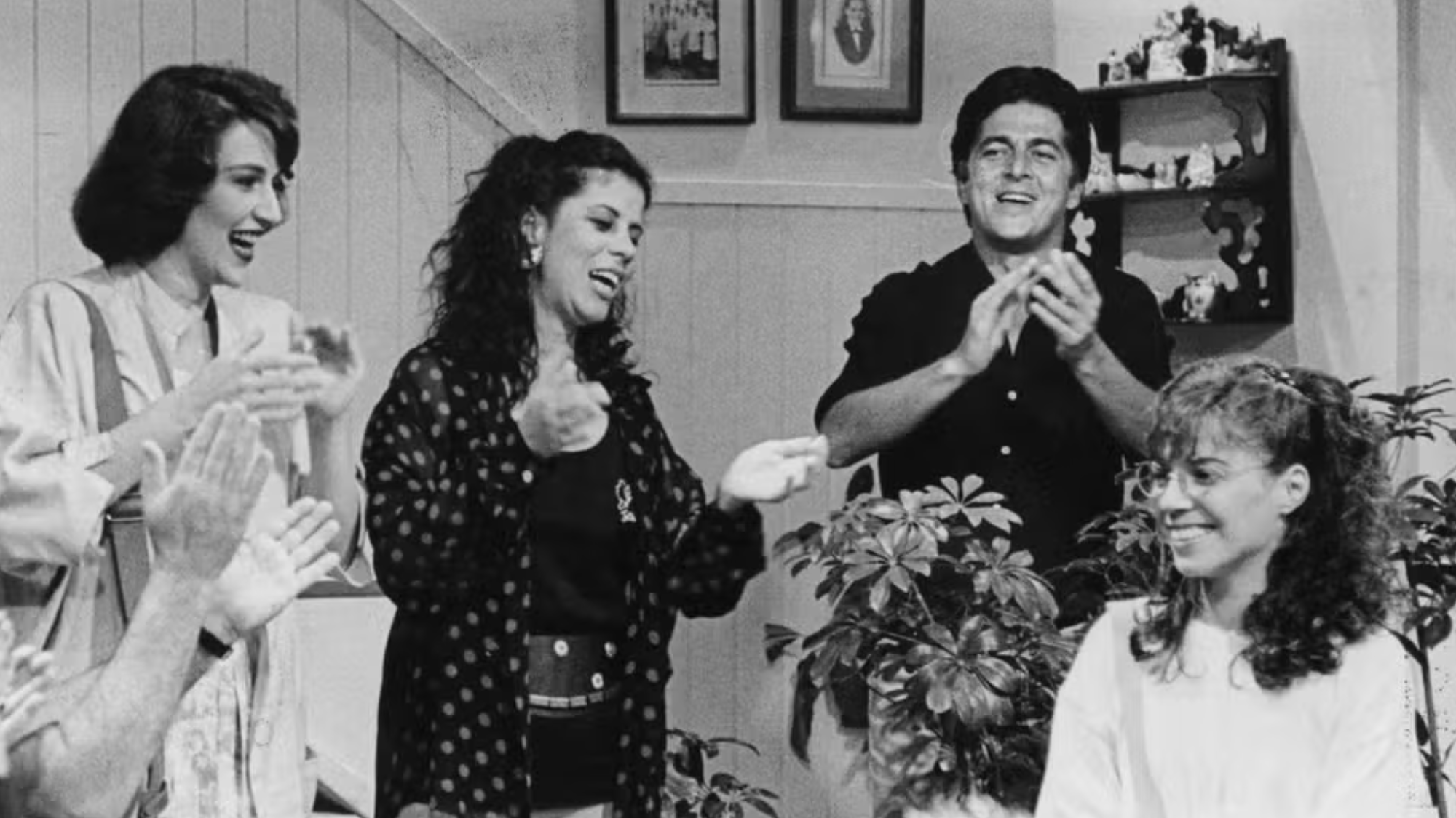 Atriz de Vale Tudo cresceu no circo e se afastou da carreira aos 58 anos
