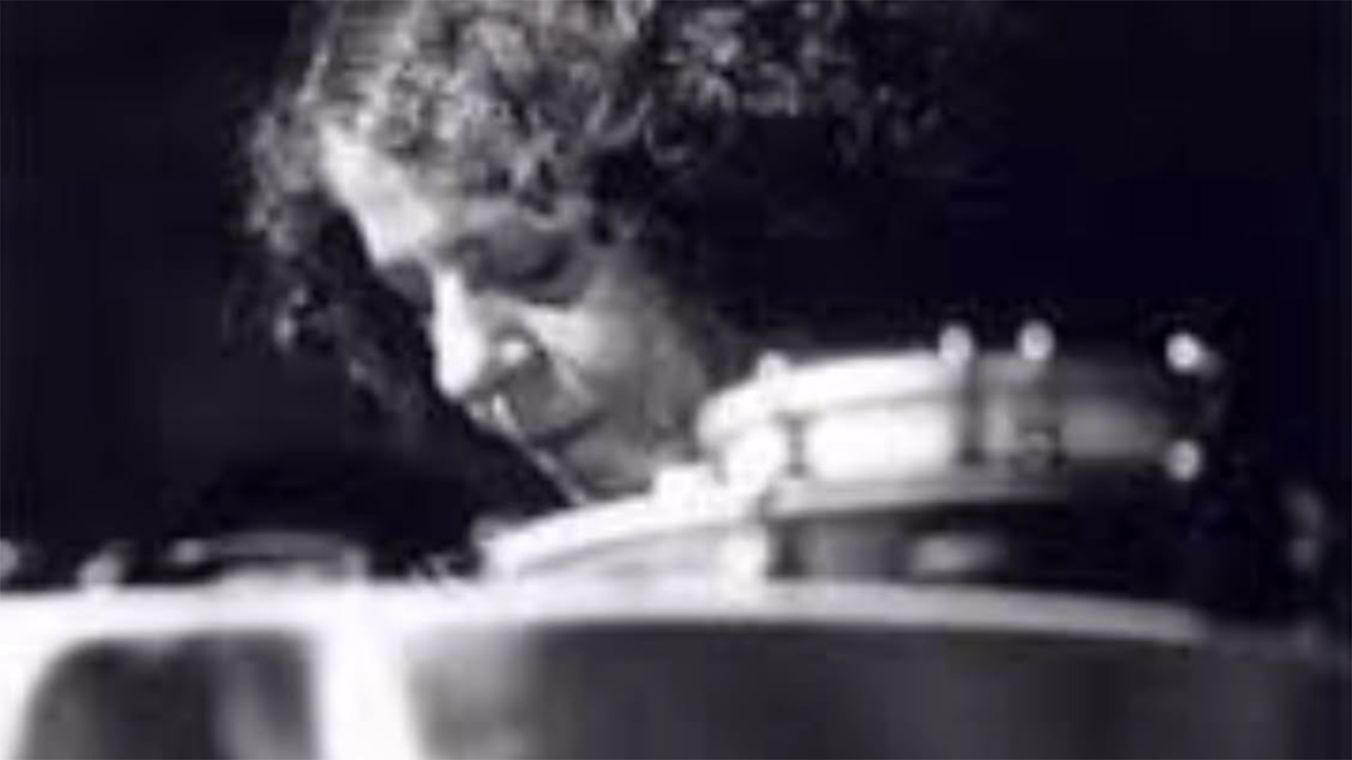 Morre a cantora Cristina Buarque, irmã de Chico Buarque