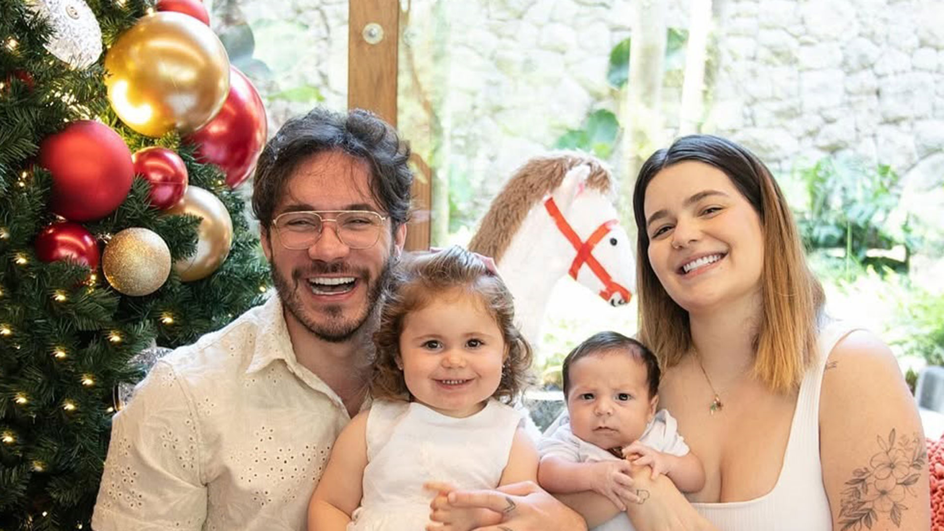 Eliezer se impressiona com inteligência da filha de dois anos: ‘É chocante’